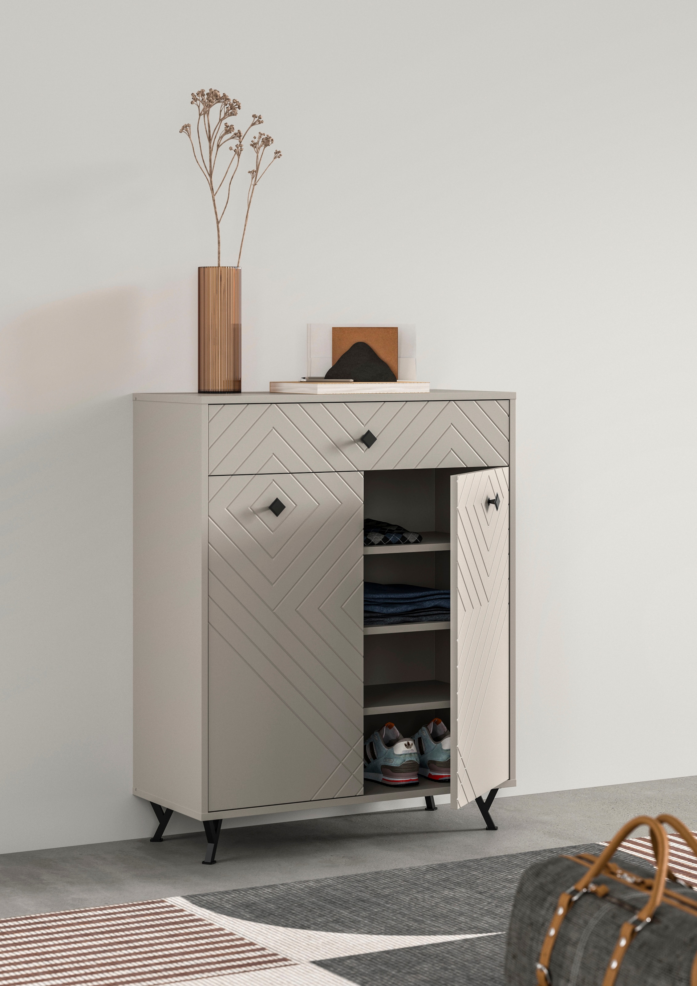 INOSIGN Schuhkommode »Mento, Breite 80 cm, 2 Türen & 1 Schubkasten mit Ornamentfräsung«, 3 Einlegeböden, 4Fächer, Metall Knopfgriffe & Y-Füße, Anrichte,Schrank