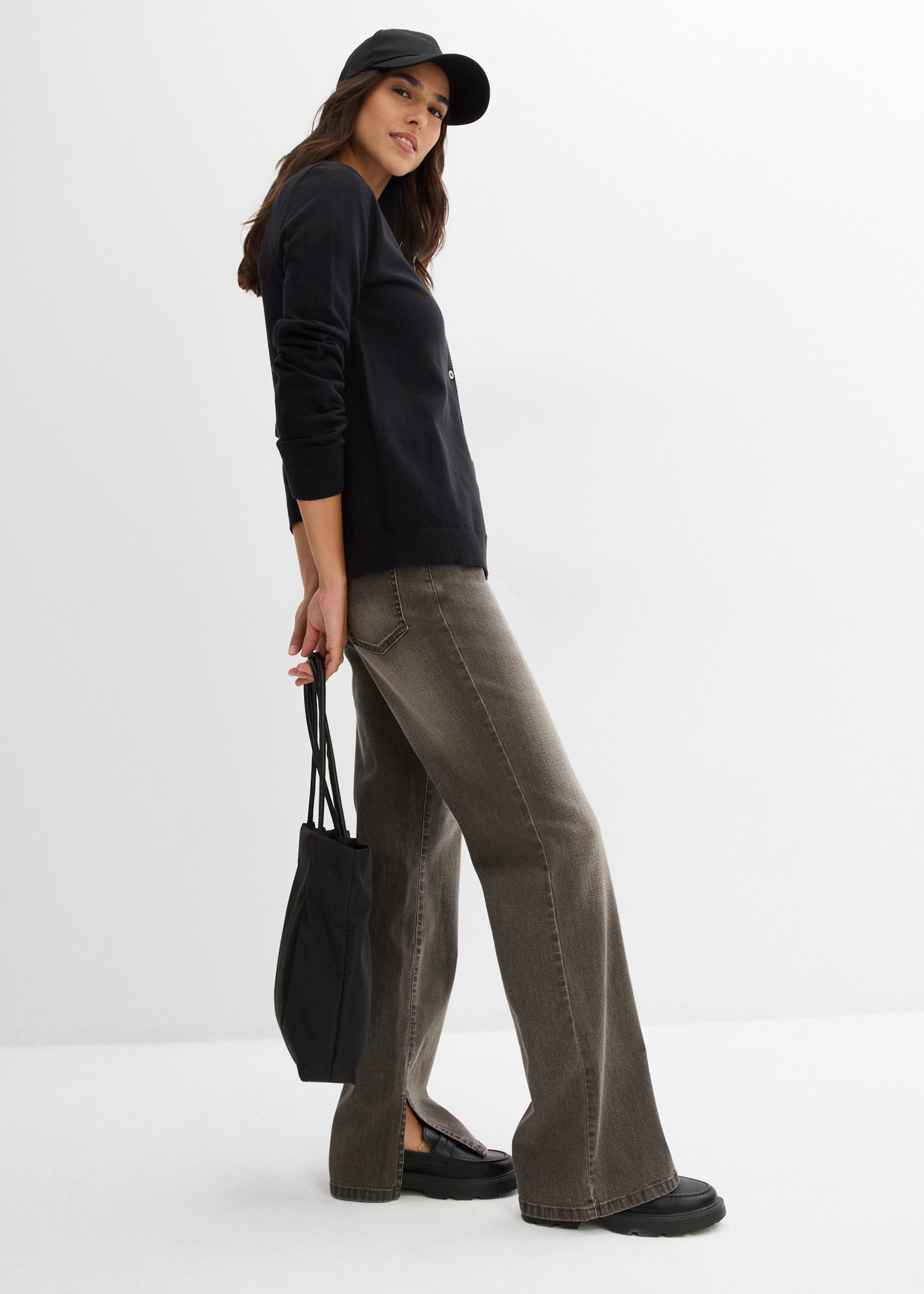 bonprix Strickjacke lockere Passform, hoher Baumwollanteil, mit Knopfleiste