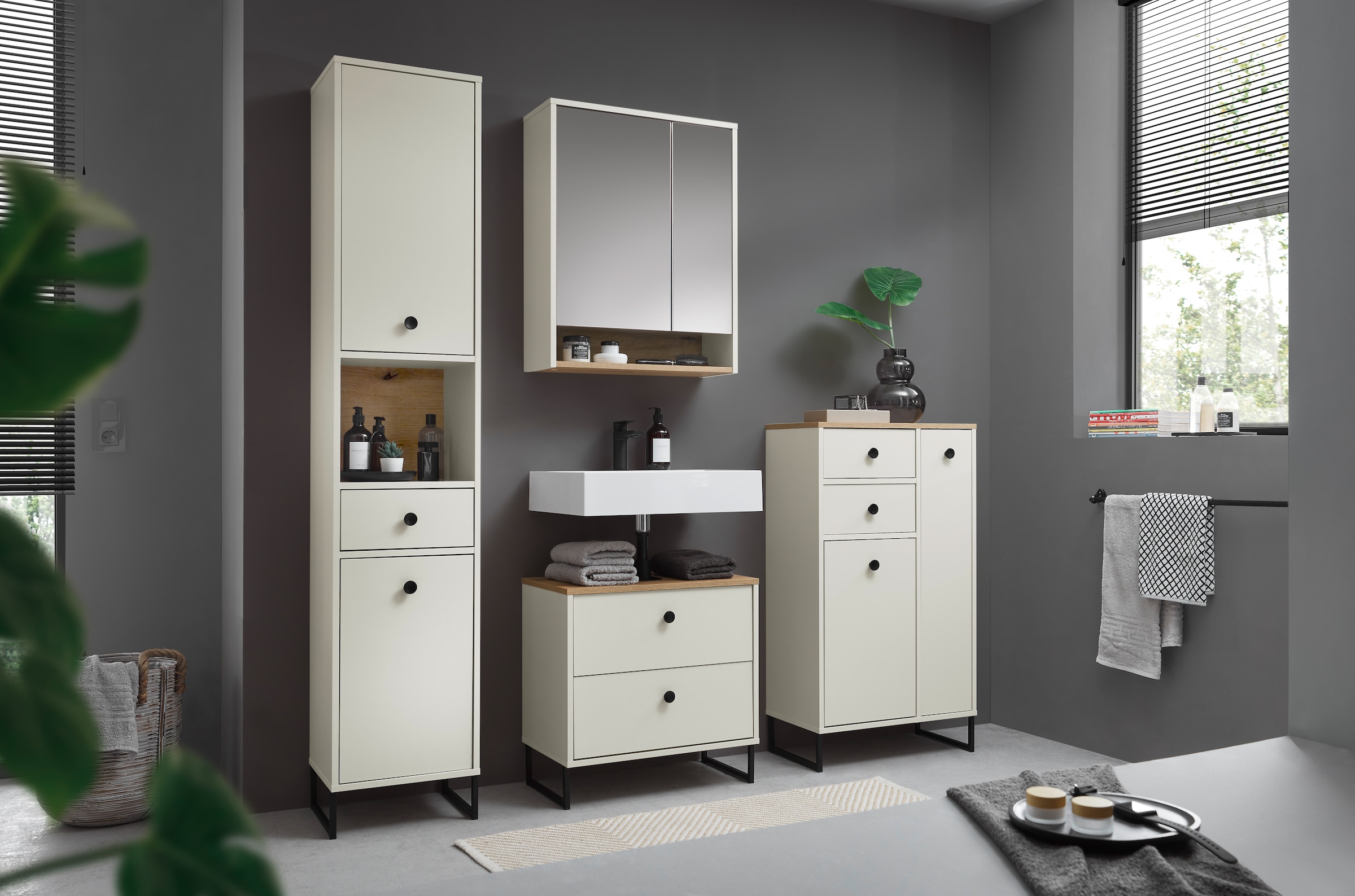 BASIC by Balculina Hochschrank »Linea« 1 Stk. tlg. Breite 60cm, U-Profil Füße, Unterflurauszug