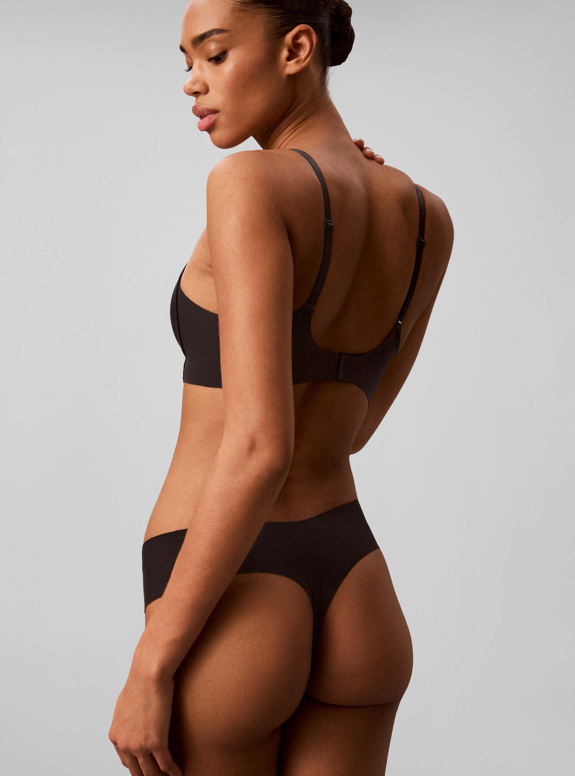 Calvin Klein Underwear Slip »THONG« Regular fit ohne Nähte