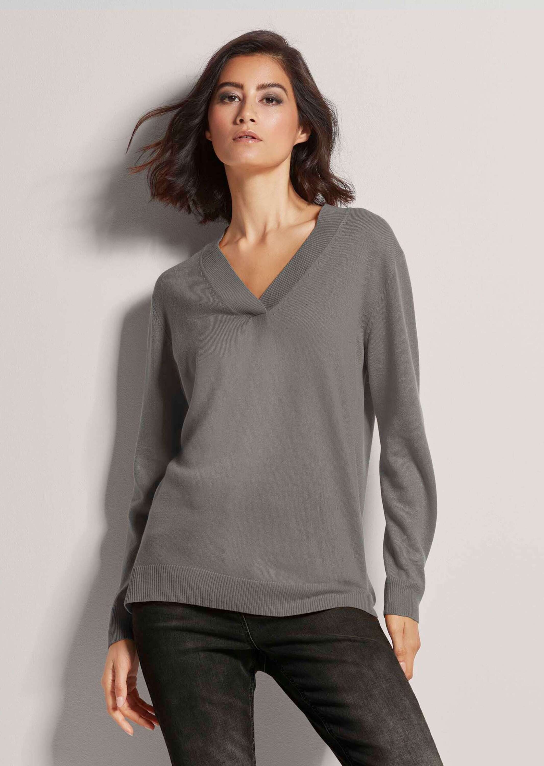 MADELEINE Longpullover »Pullover Glattstrick-Pullover mit V-Ausschnitt«
