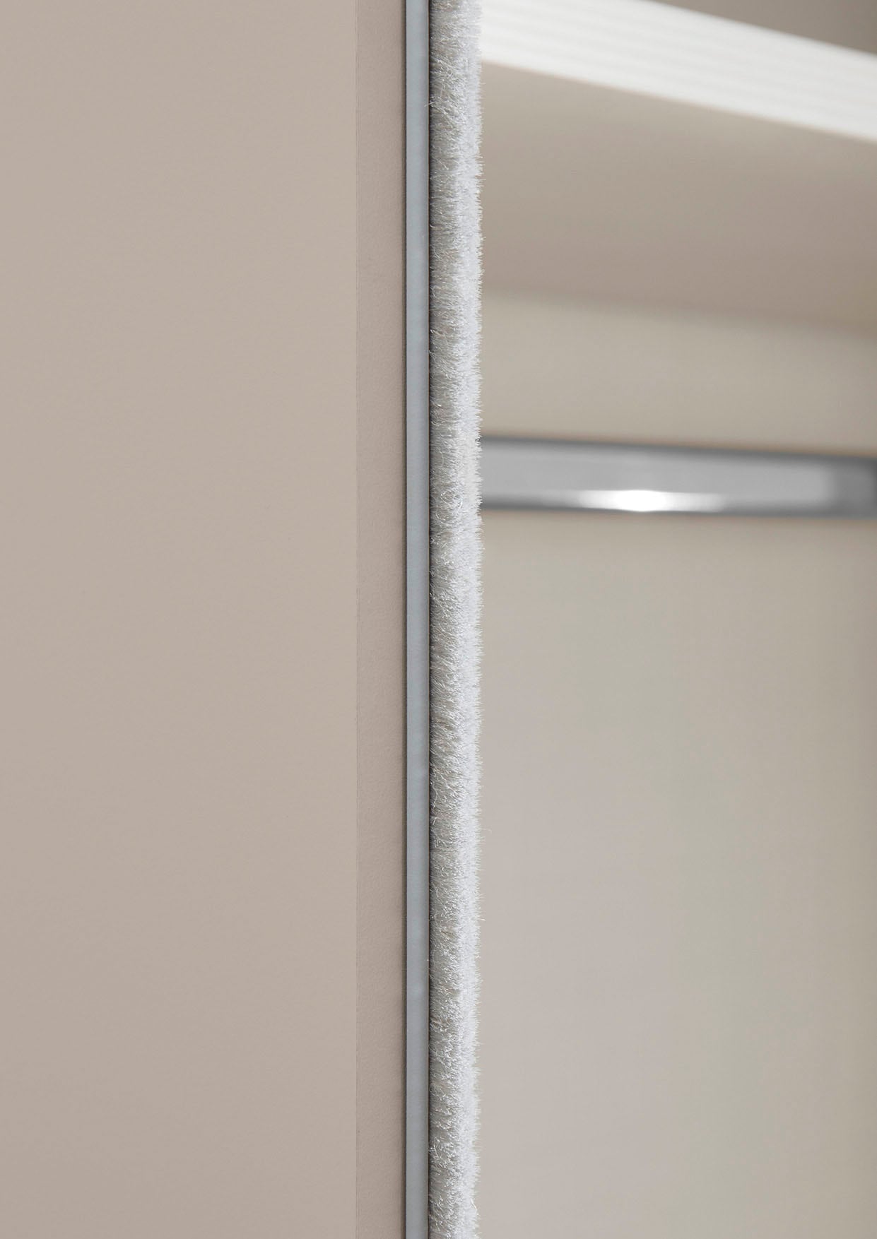 STAUD Schwebetürenschrank »Sinfonie Plus, edles Design in hochwertiger Qualität, Made in Germany« Mit Spiegeltüre und vier verschiedenen Ausstattungsvarianten