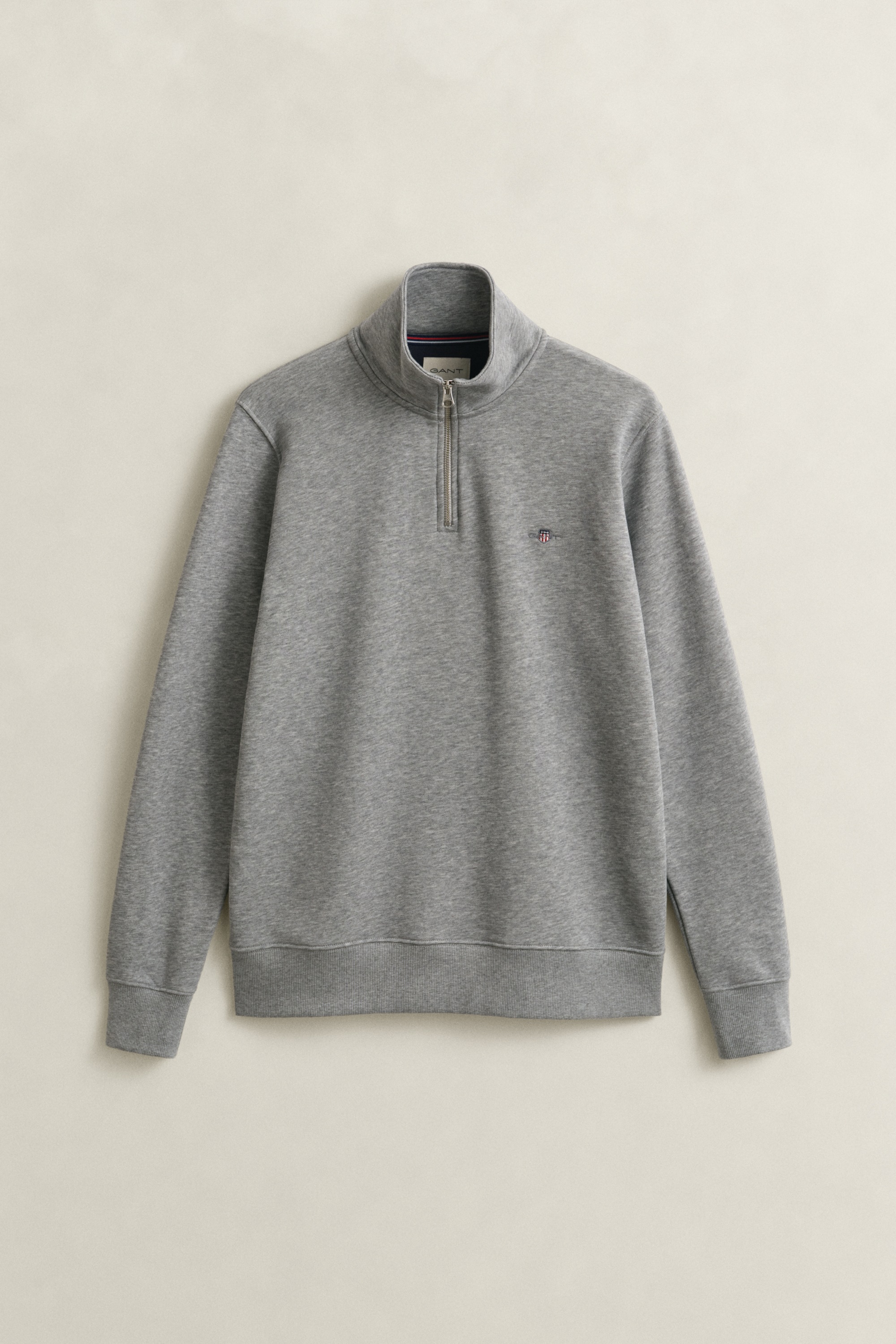 Gant Sweatshirt »REG SHIELD HALF ZIP SWEAT«, mit Logostickerei auf der Brust
