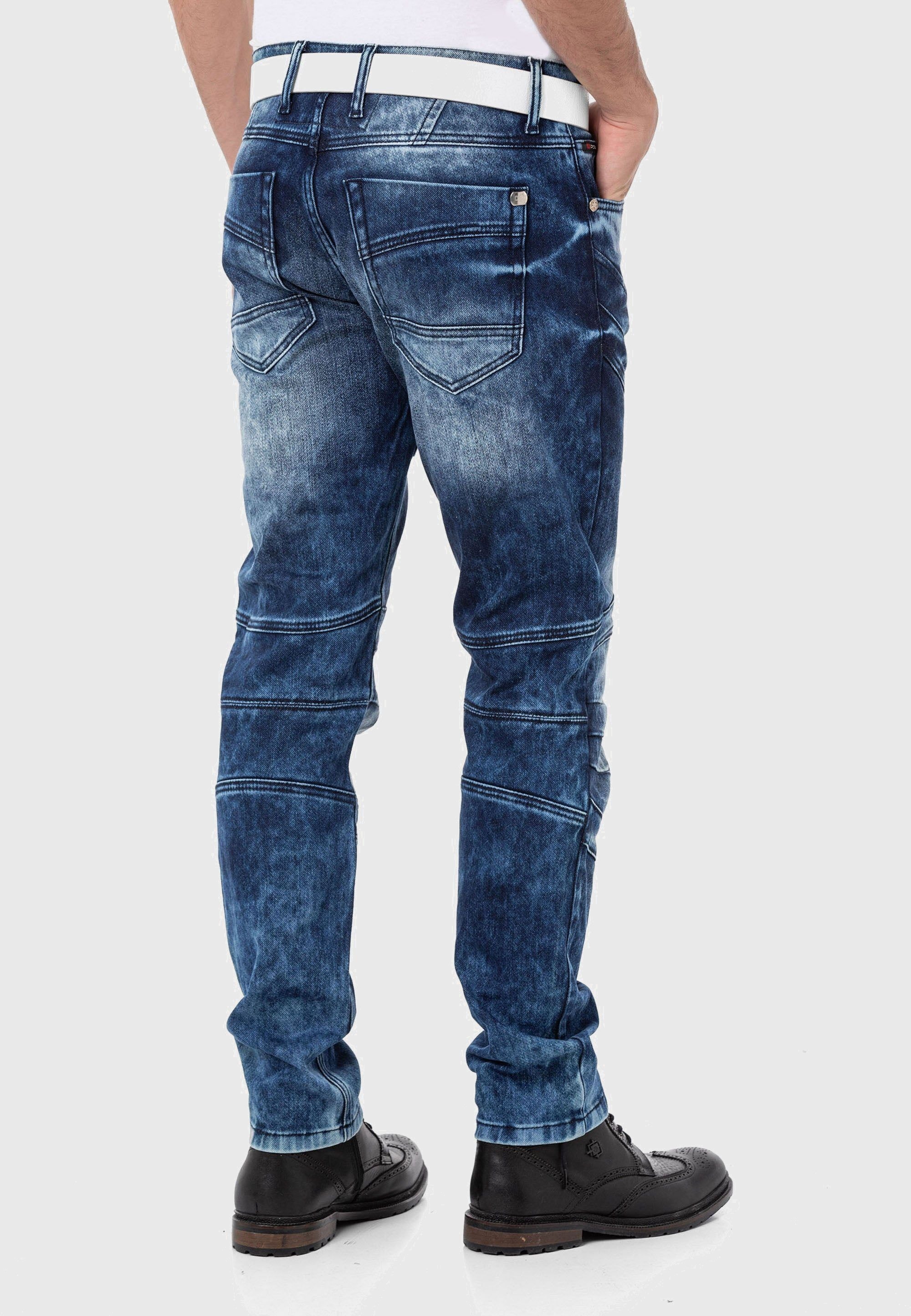 Cipo & Baxx 5-Pocket-Jeans »Cipo & Baxx Jeans« mit stylischer Waschung