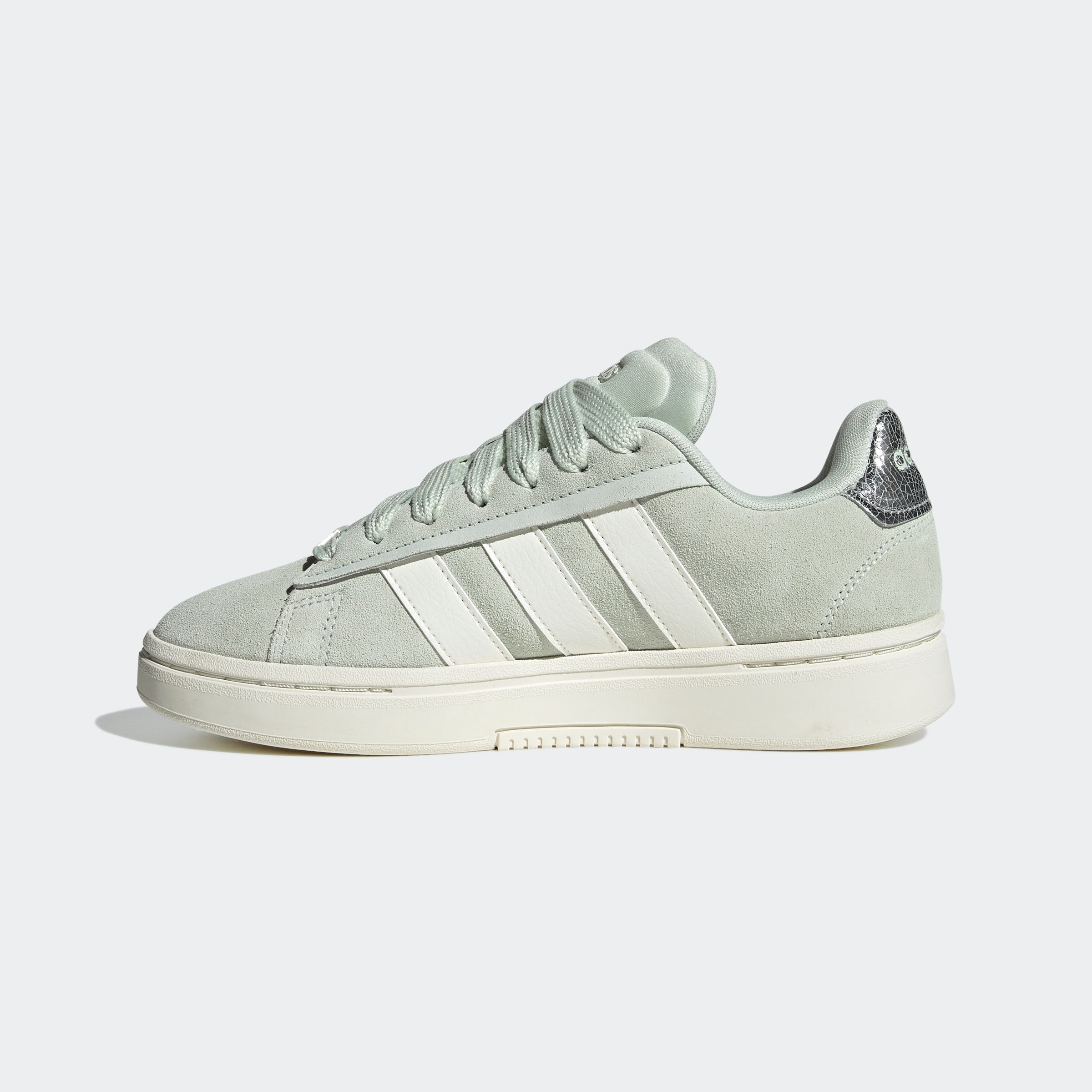 adidas Sportswear Sneaker »GRAND COURT ALPHA 00S«, Design inspiriert vom adidas Campus 00