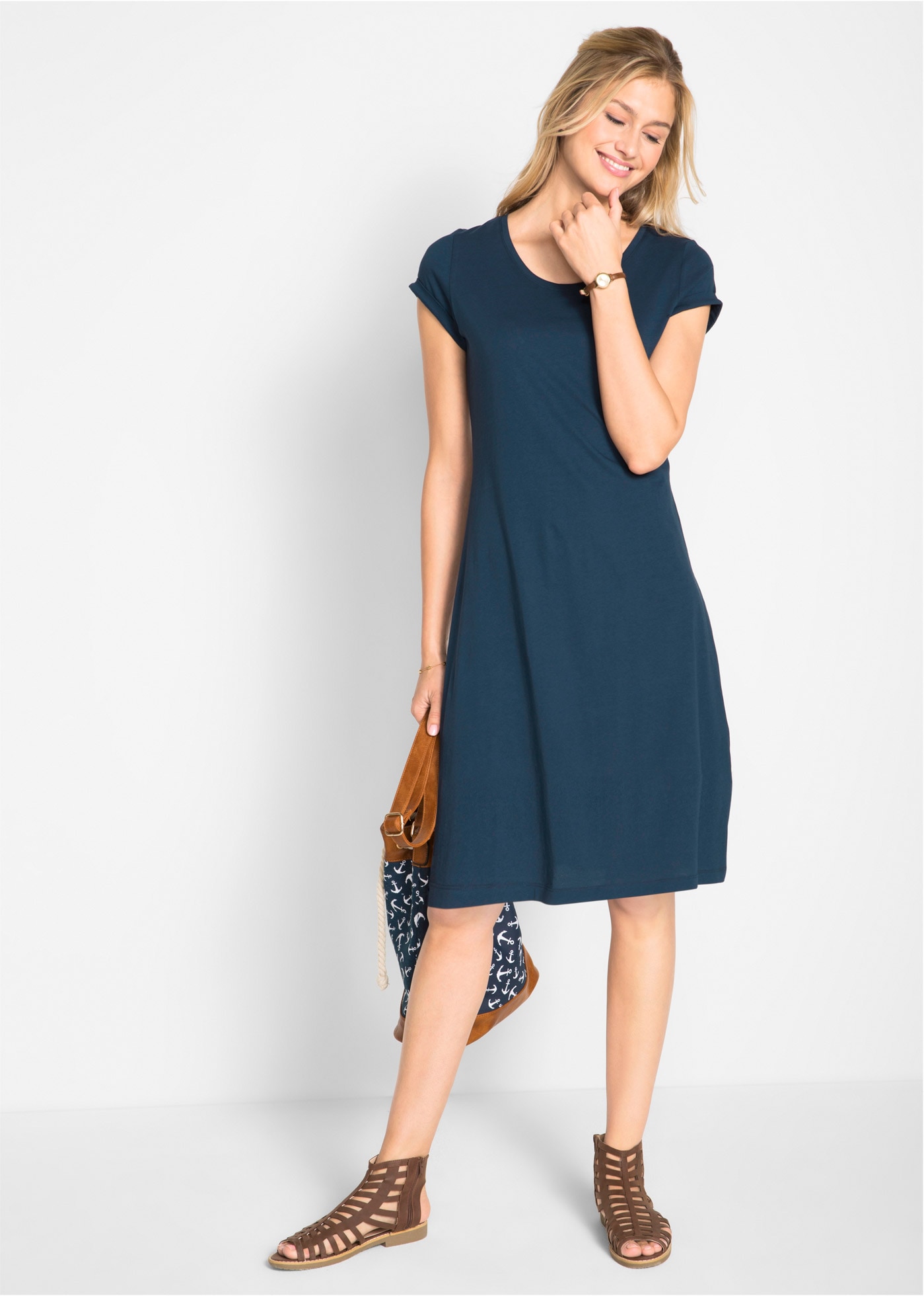 bonprix Shirtkleid für warme Tage, aus reiner Baumwolle, taillierte Passform