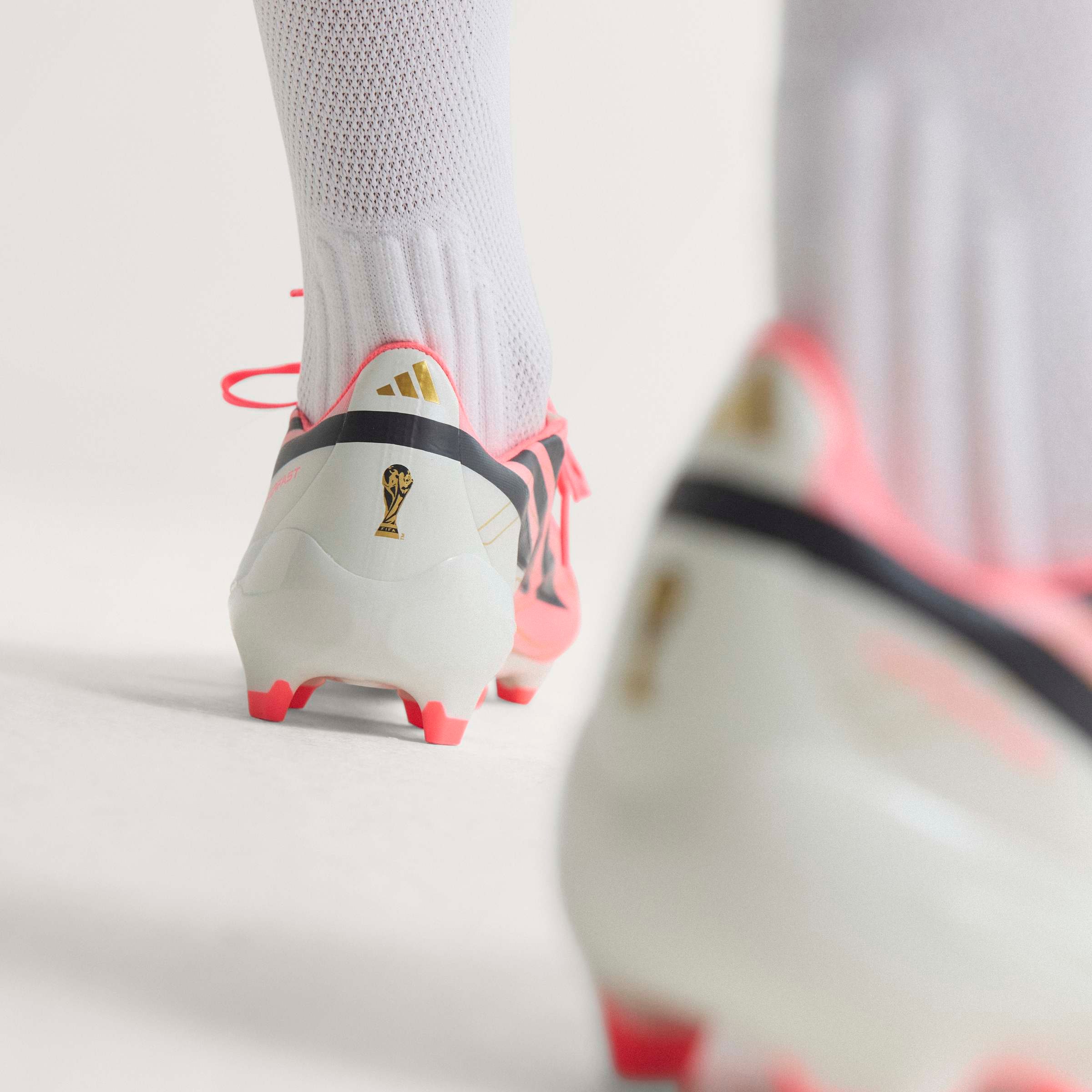 adidas Performance Fußballschuh »F50 HYPERFAST LEAGUE , FESTE BÖDEN«  Außensohle für Rasen und feste Böden