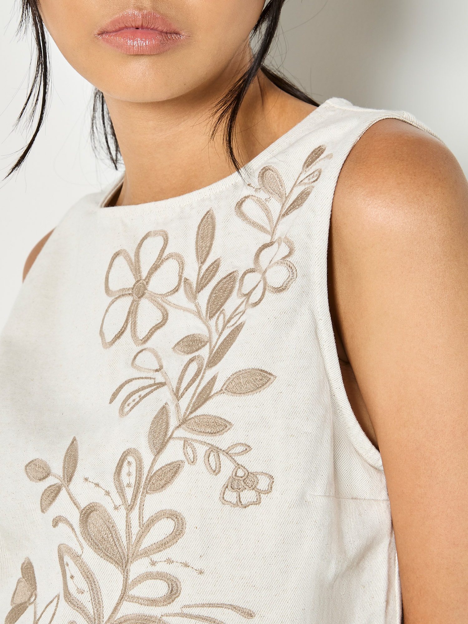 Apricot Tanktop »Denim-Oberteil« mit Blumenstickerei