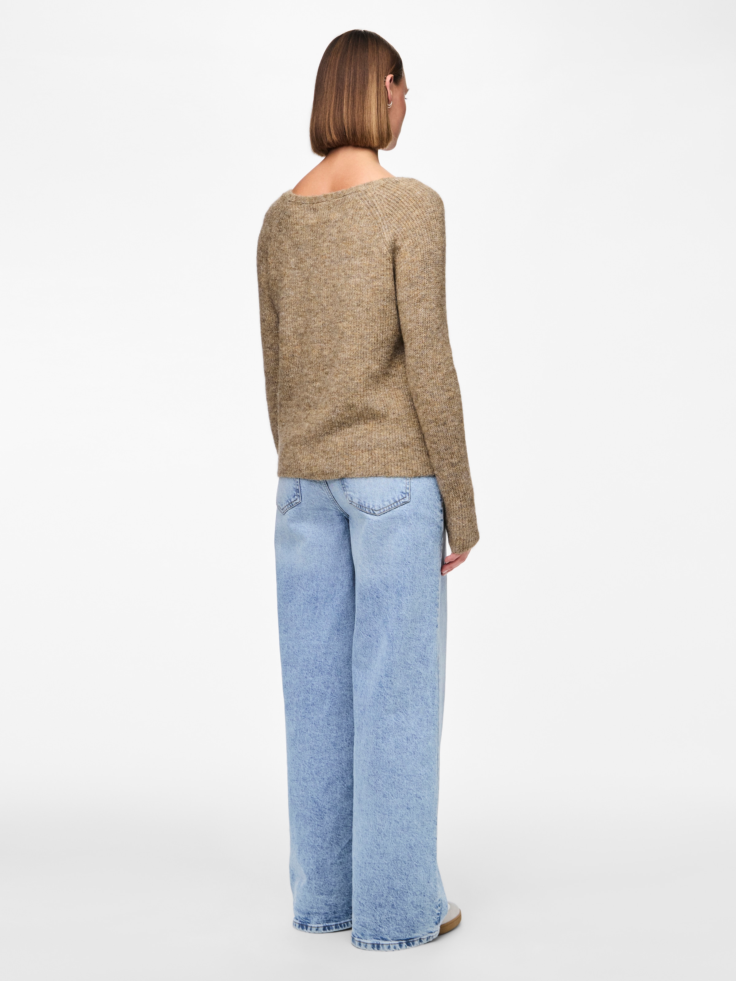 pieces V-Ausschnitt-Pullover »PCELLEN LS V-NECK KNIT NOOS BC« mit Wolle