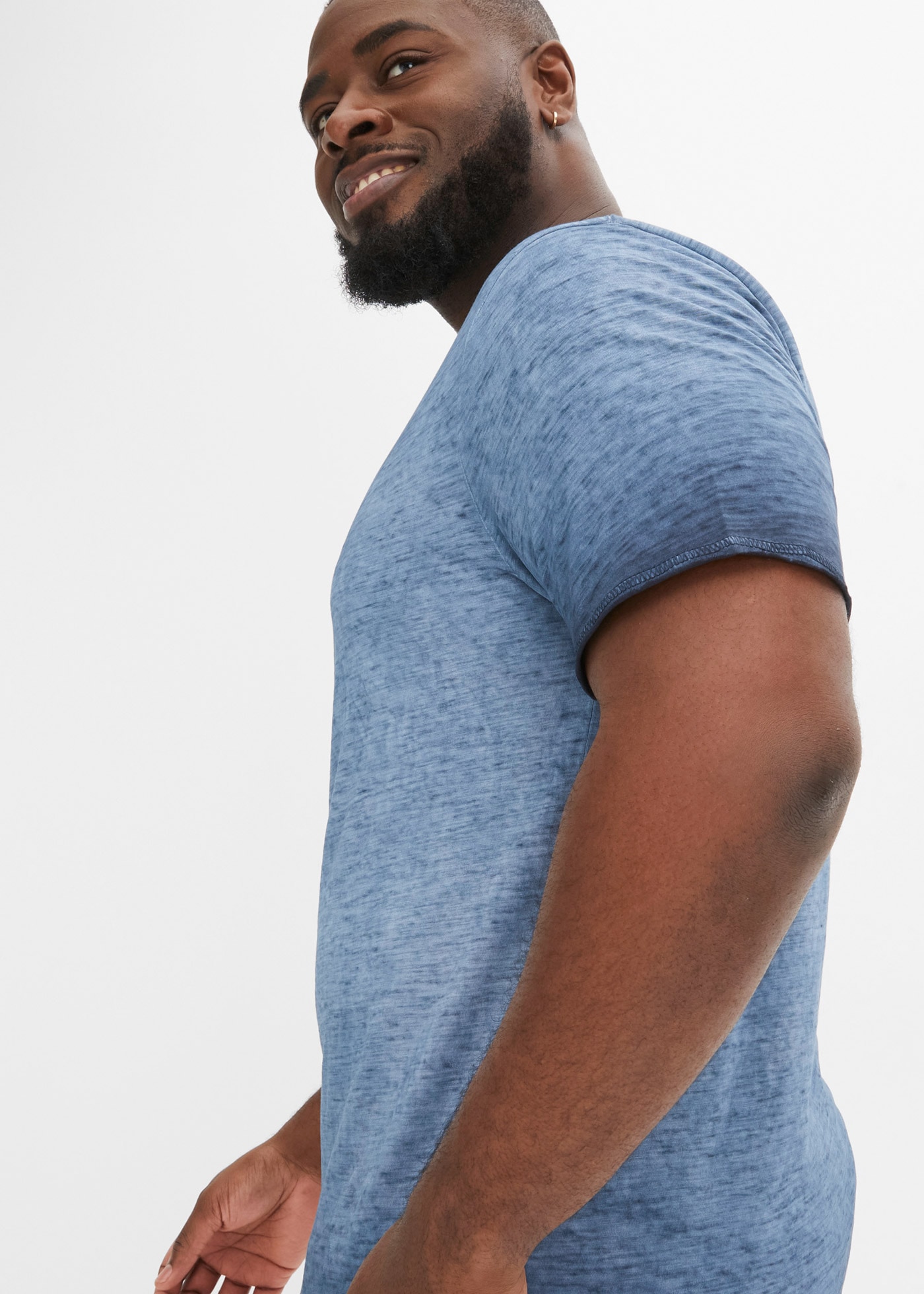 bonprix T-Shirt reguläre Passform, weiter Ausschnitt, mit gewaschener Optik