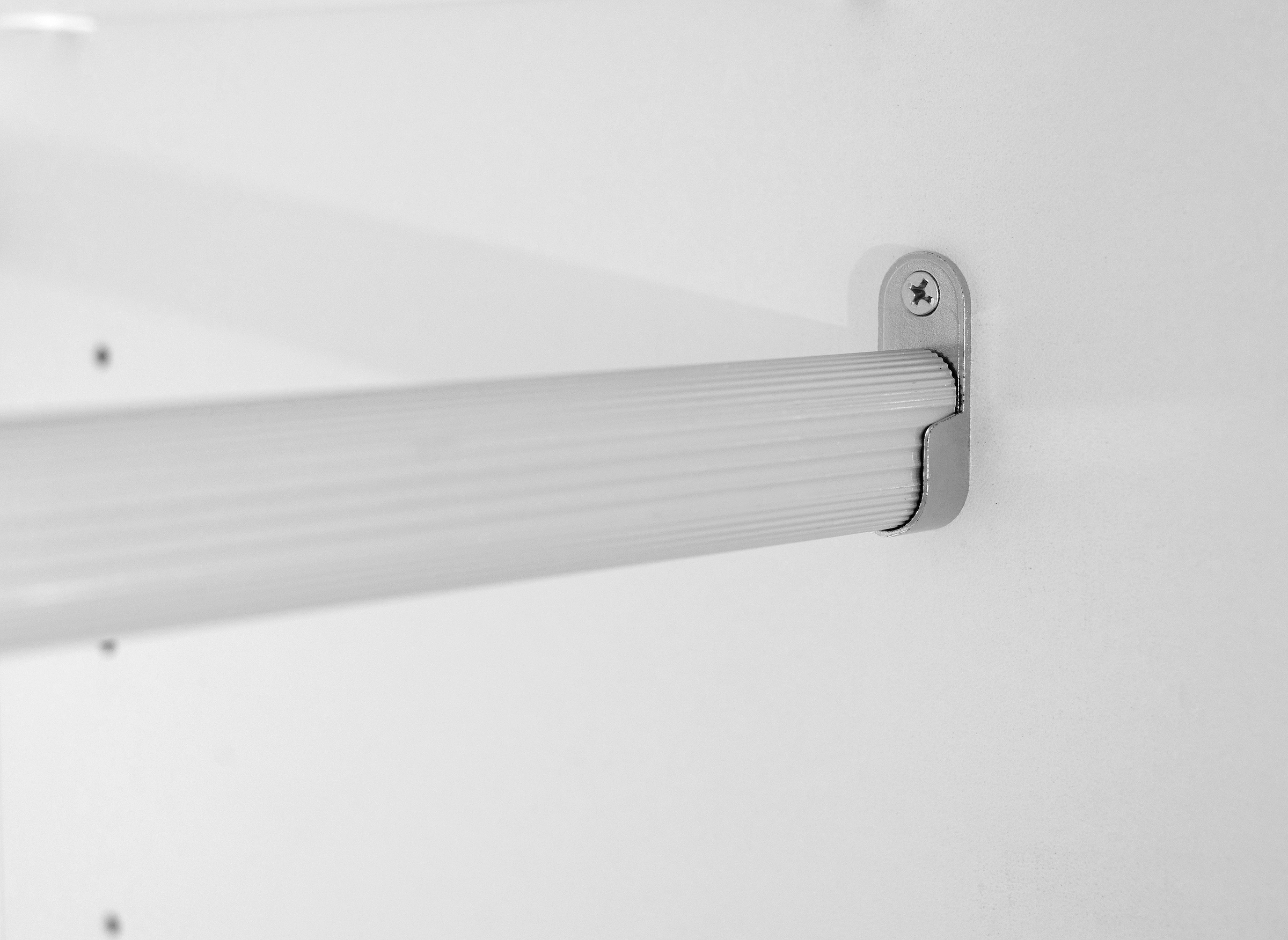 OTTO home Kleiderschrank »Büsum Schlafzimmer Schrank Otto´s Choice« stabile robuste Bauweise mit optimaler Aufteilung,  Schlafzimmerschrank Landhaus Design Garderobe Schrank Bestseller