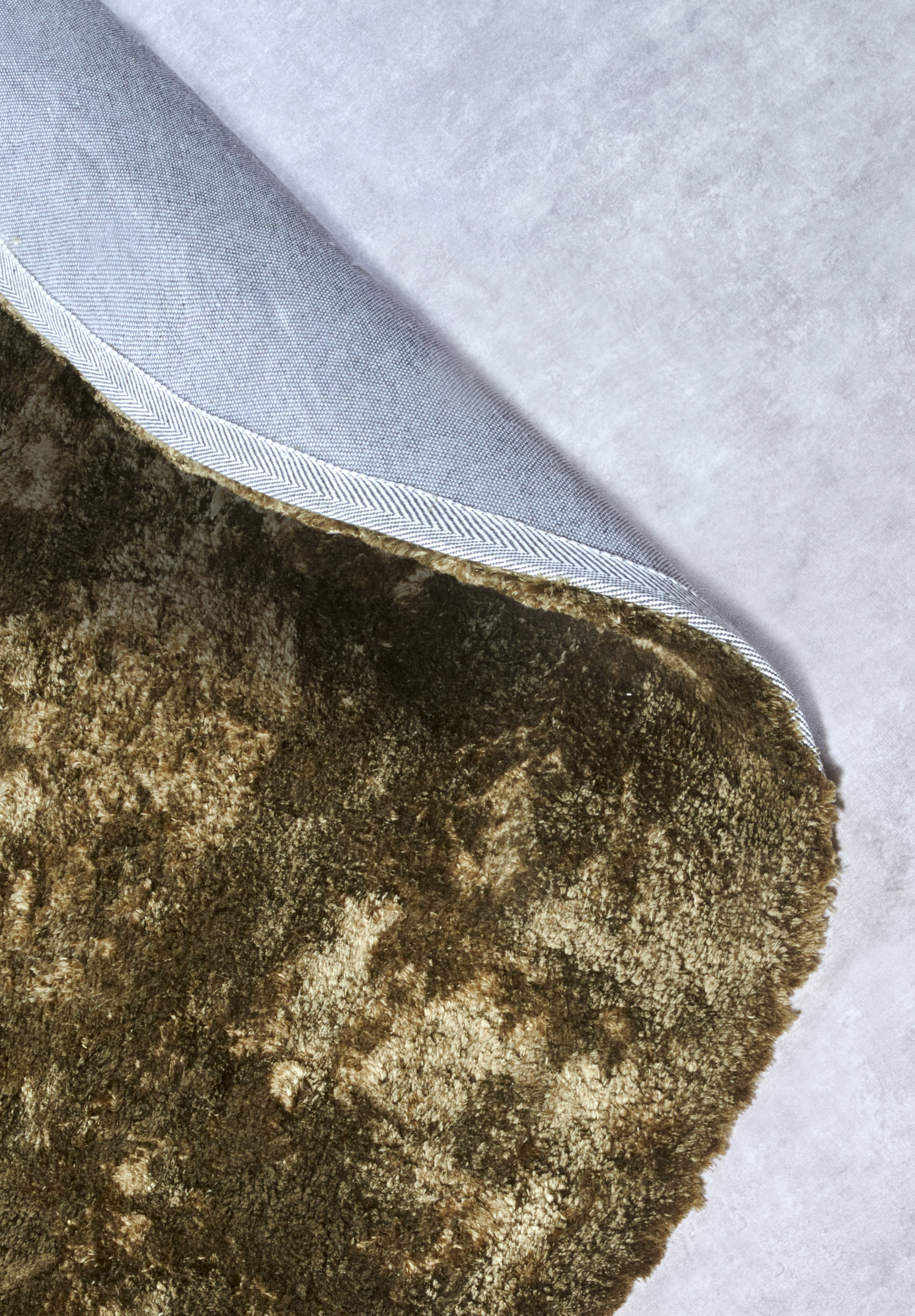 ELLE DECORATION Hochflor-Teppich »Calida«, rund, 28 mm Höhe, Langflor, Shaggy, einfarbig, flauschig, weich, glänzend, modern, uni
