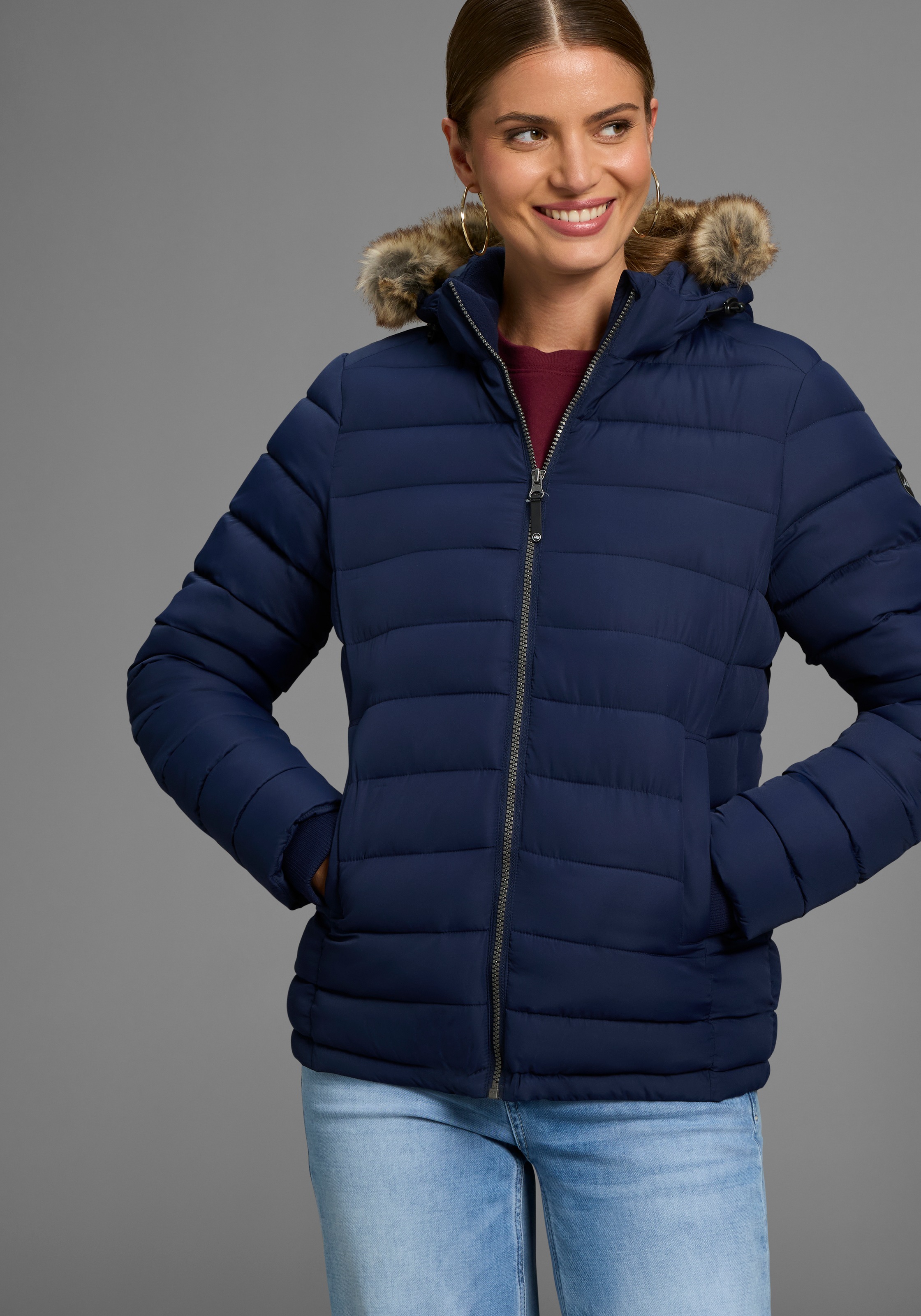 Polarino Damen Steppjacke mit Kapuze Kapuze mit Fellimitat zum Abnehmen in blau, Größe 44