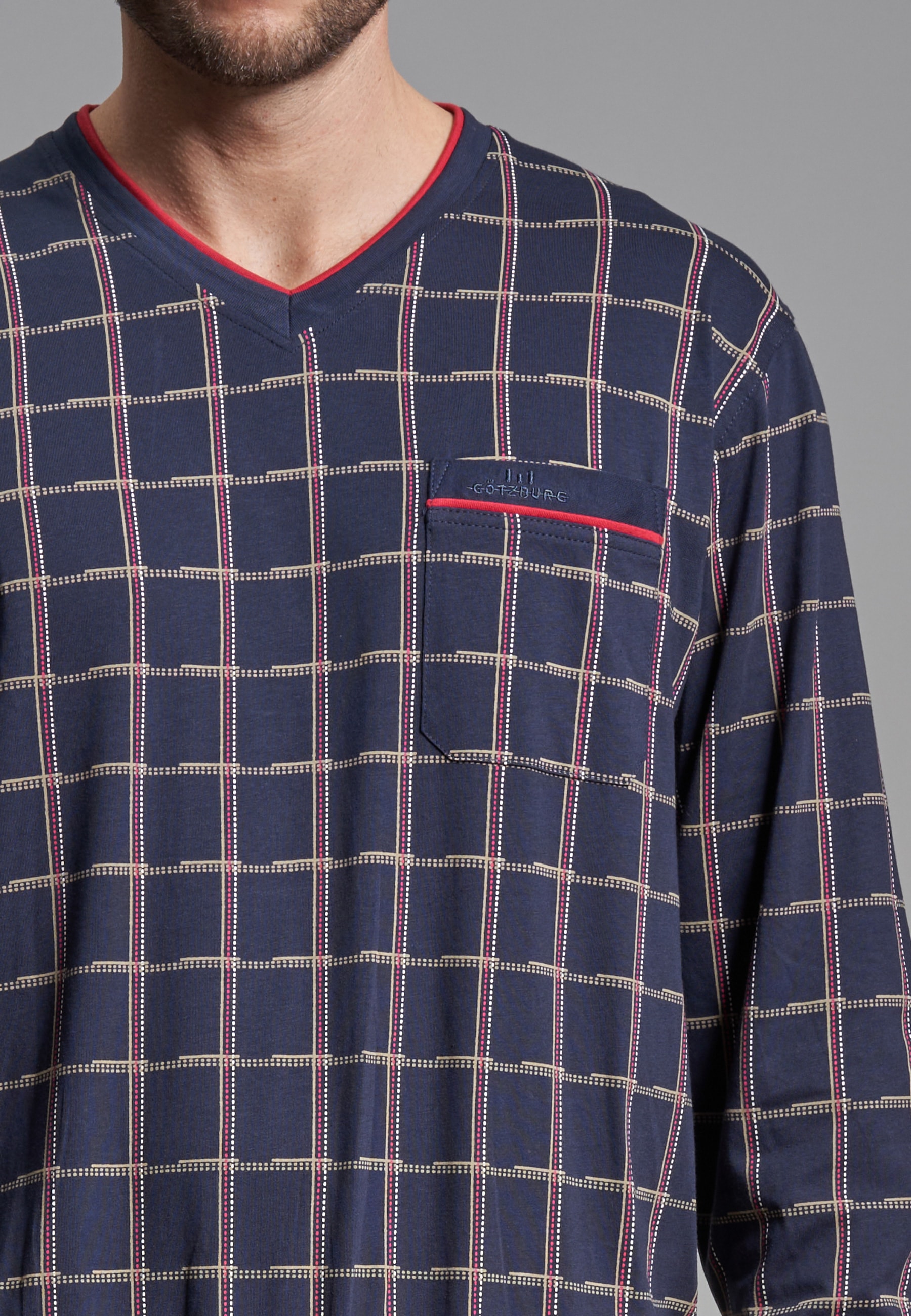 GÖTZBURG Pyjama »Bronx« 2 Stk. tlg., Langarm, V-Ausschnitt, lange Hose, Baumwolle, mit Muster