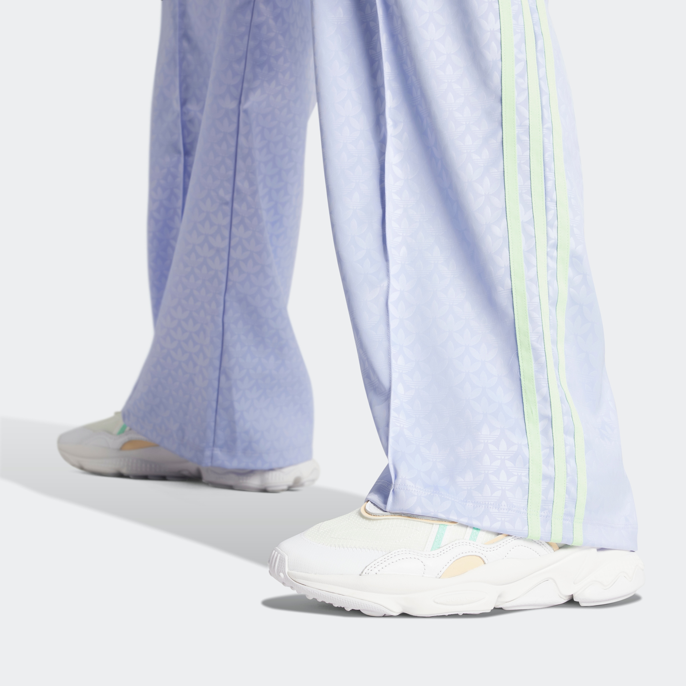 adidas Originals Sporthose »MONOGRAM PANTS«, (1 tlg.)