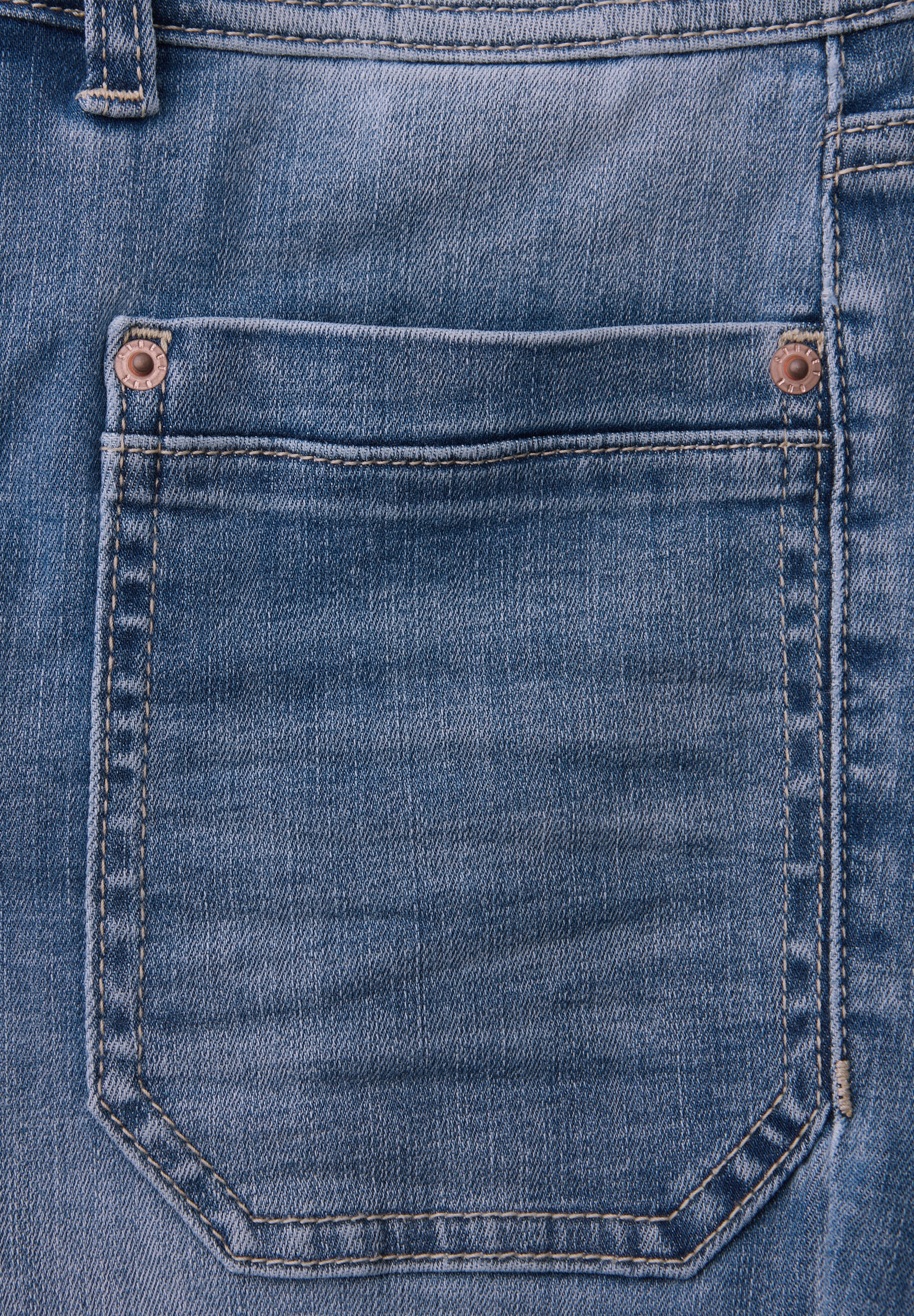 STREET ONE Loose-fit-Jeans »Style Charlie Boyfriend« im 5-Pocket-Style und mit Viskose und Stretch