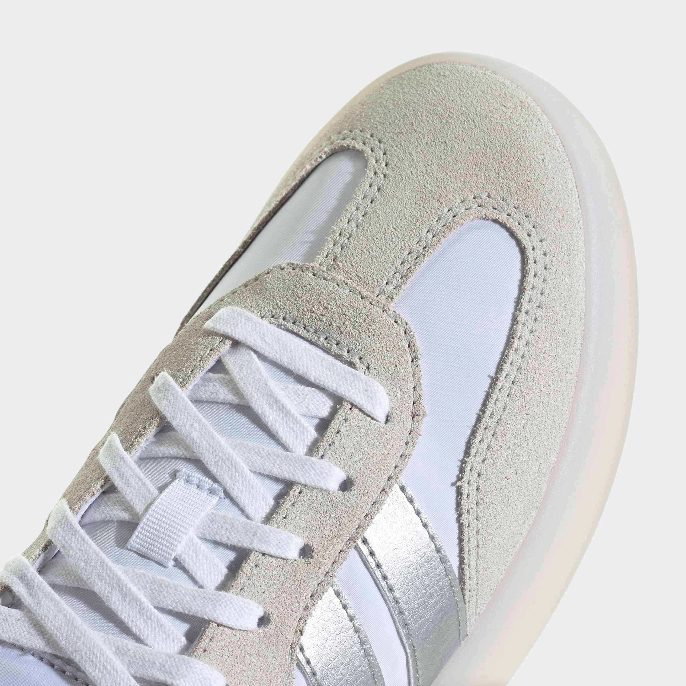 adidas Sportswear Sneaker »BARREDA DECODE«, Design auf den Spuren des adidas Handball Spezial