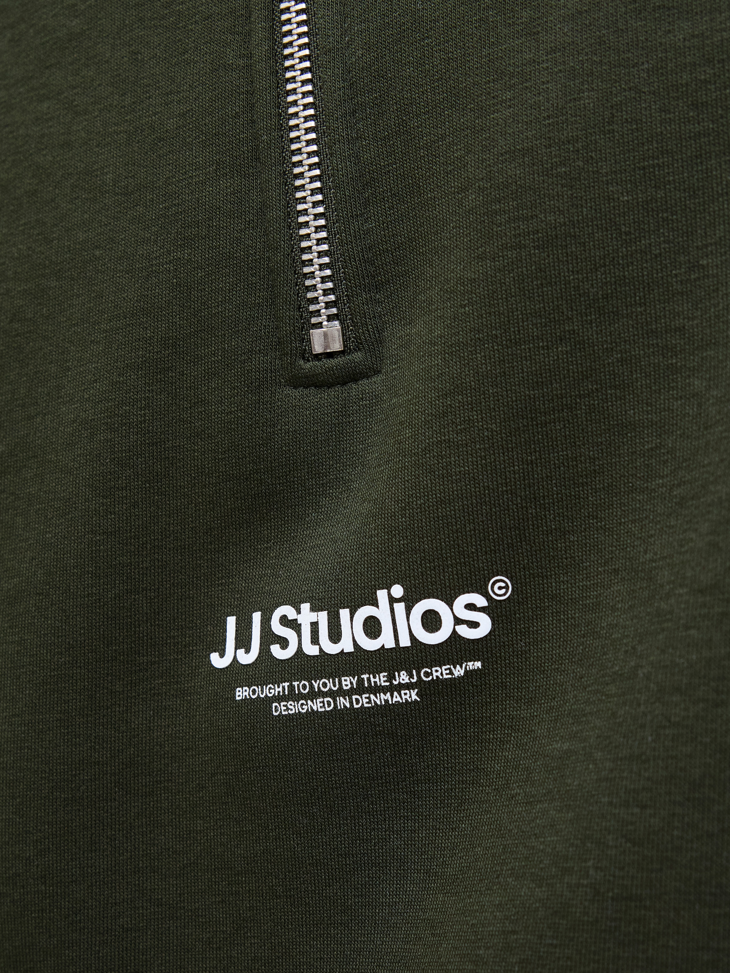 Jack & Jones Sweatshirt »JJESOHO SWEAT QUARTER ZIP HN NOOS«, mit Print