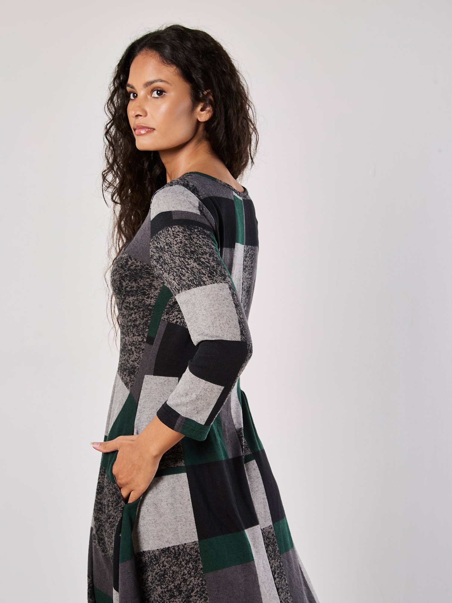 Apricot Midikleid »Farbblock-Midikleid aus Strick« im Colourblock