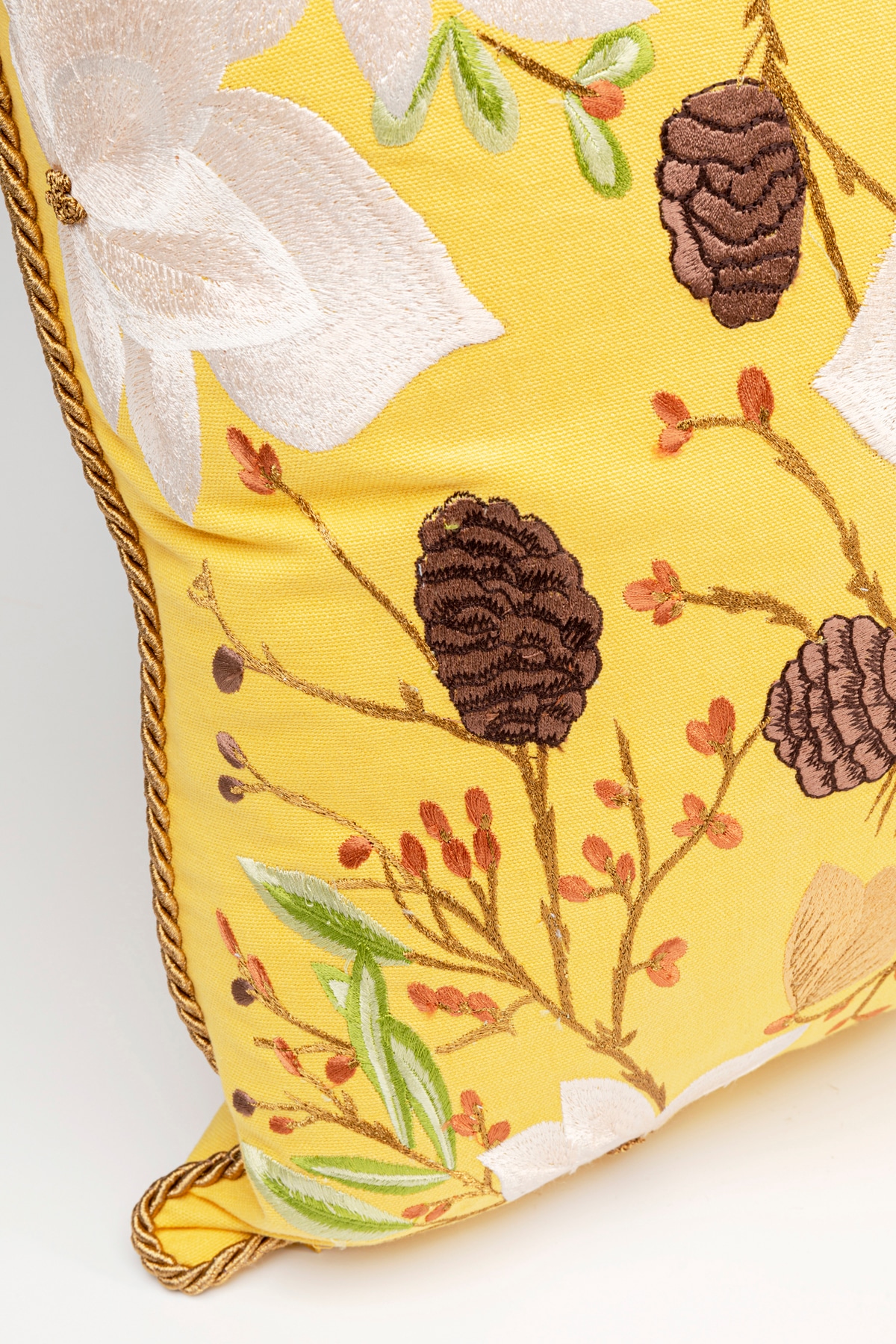 Kare Design Dekokissen »Arbusti, Kissenhülle mit Füllung, 50x50 cm« stützt Kopf und Nacken angenehm und sorgt für erholsamen Schlaf