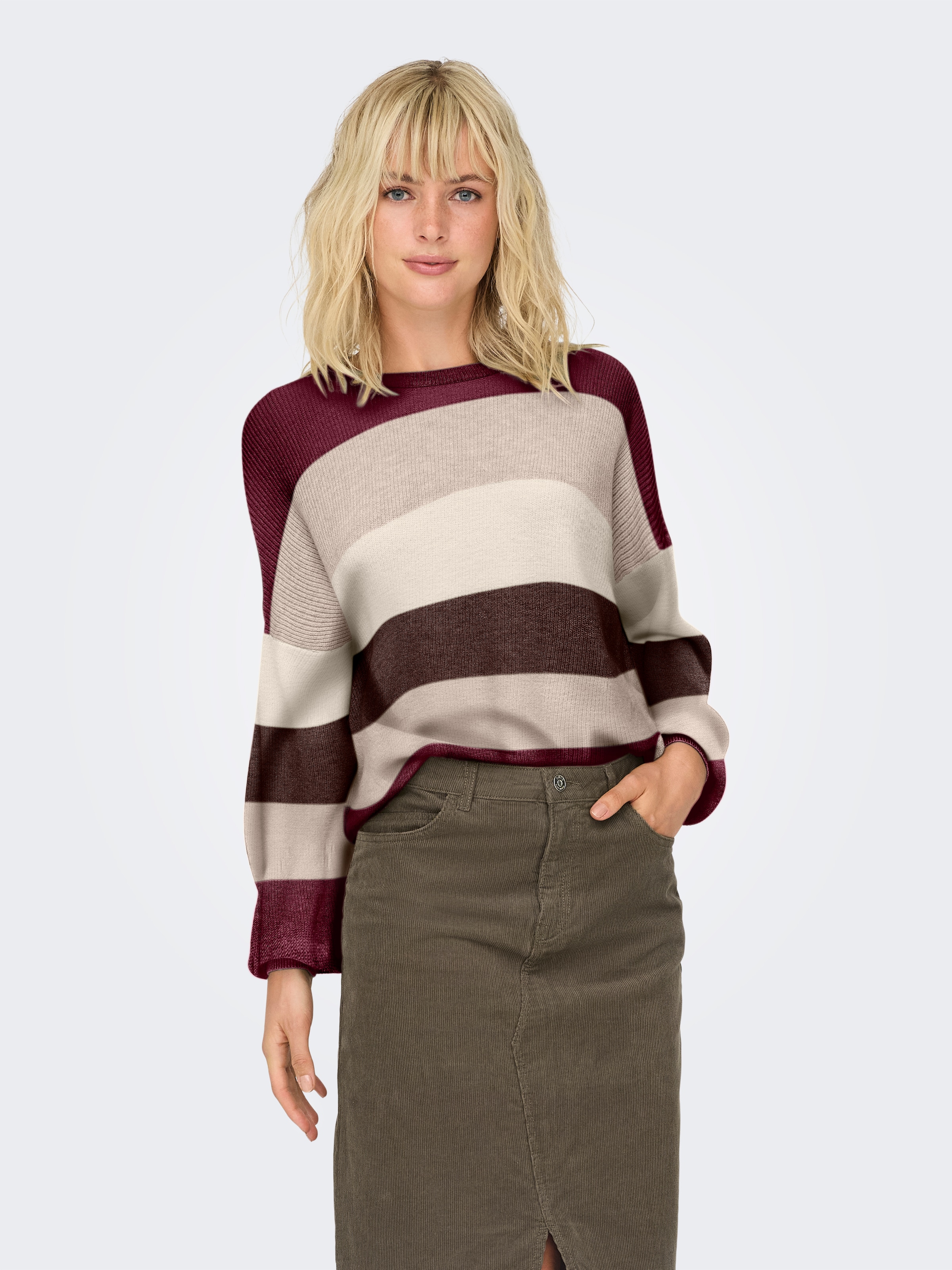 ONLY Strickpullover »ONLATIA L/S STRIPE PULLOVER KNT NOOS«, mit dem auffälligen Streifenmuster