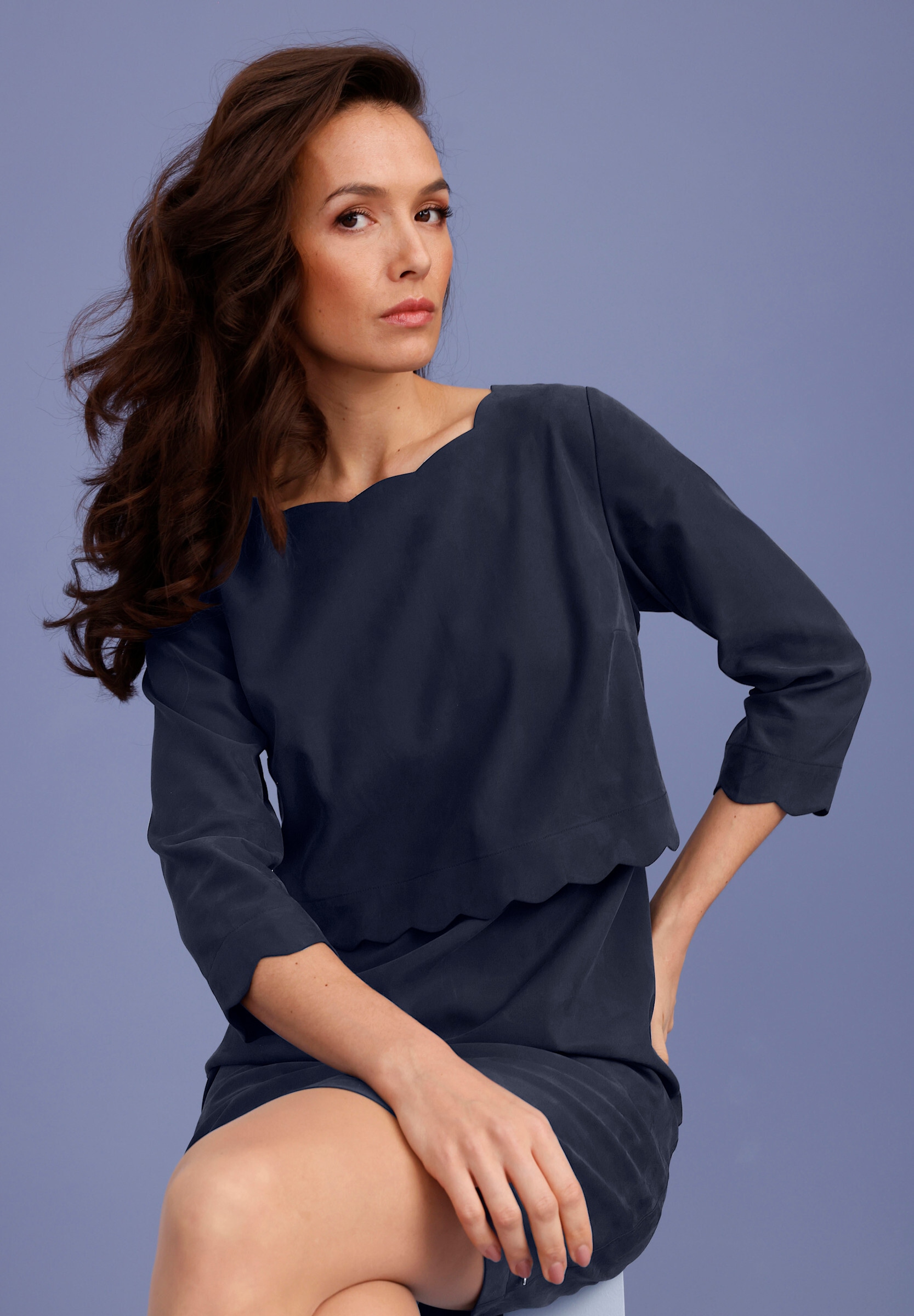 creation L Jerseykleid »Lyocell-Mix-Kleid Etuikleid in 2-in-1-Optik, gewellte Abschlüsse« Ohne Taschen