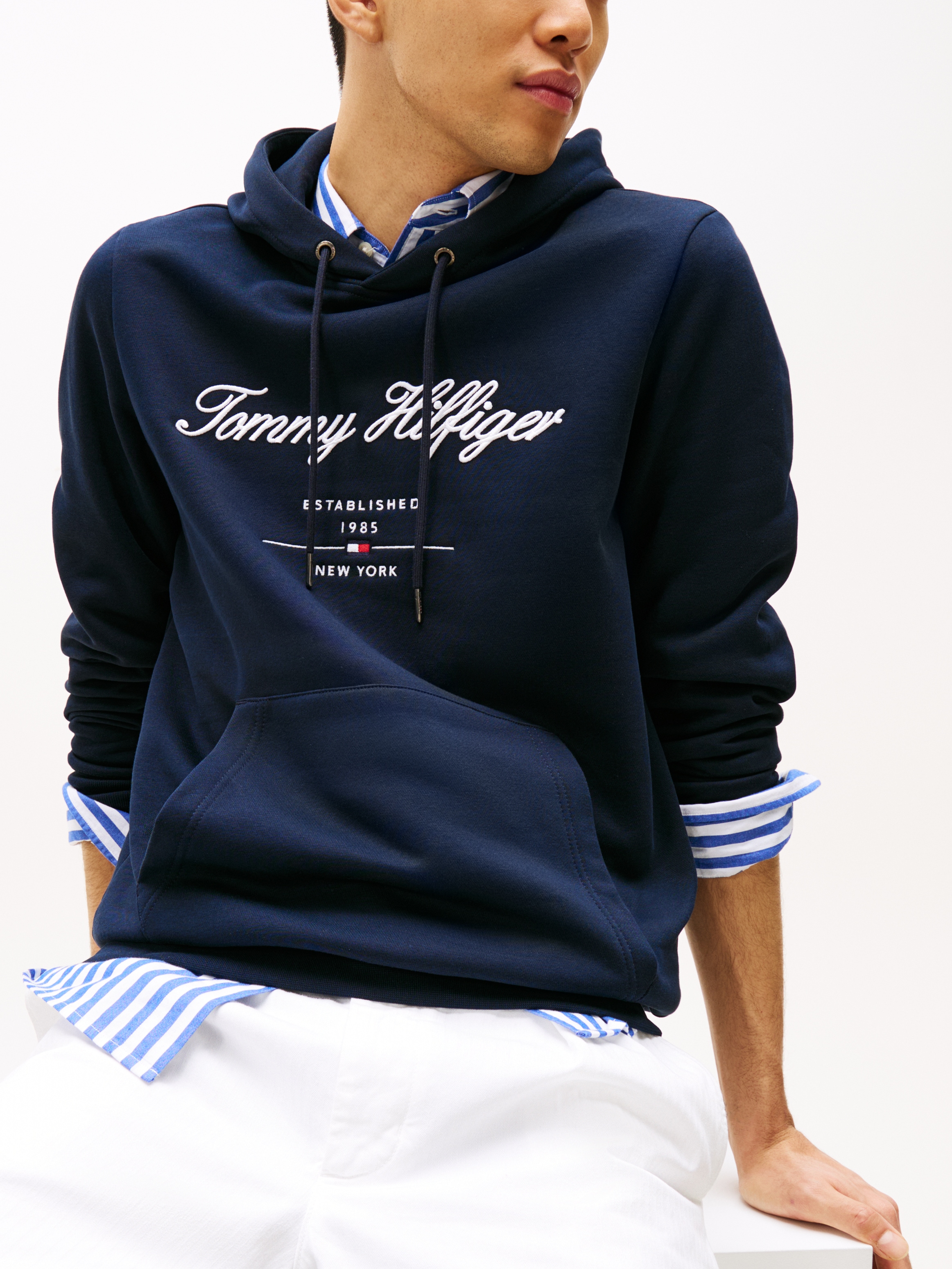 Tommy Hilfiger Hoodie »SCRIPT LOGO HOODY«, mit aufgesticktem Logo
