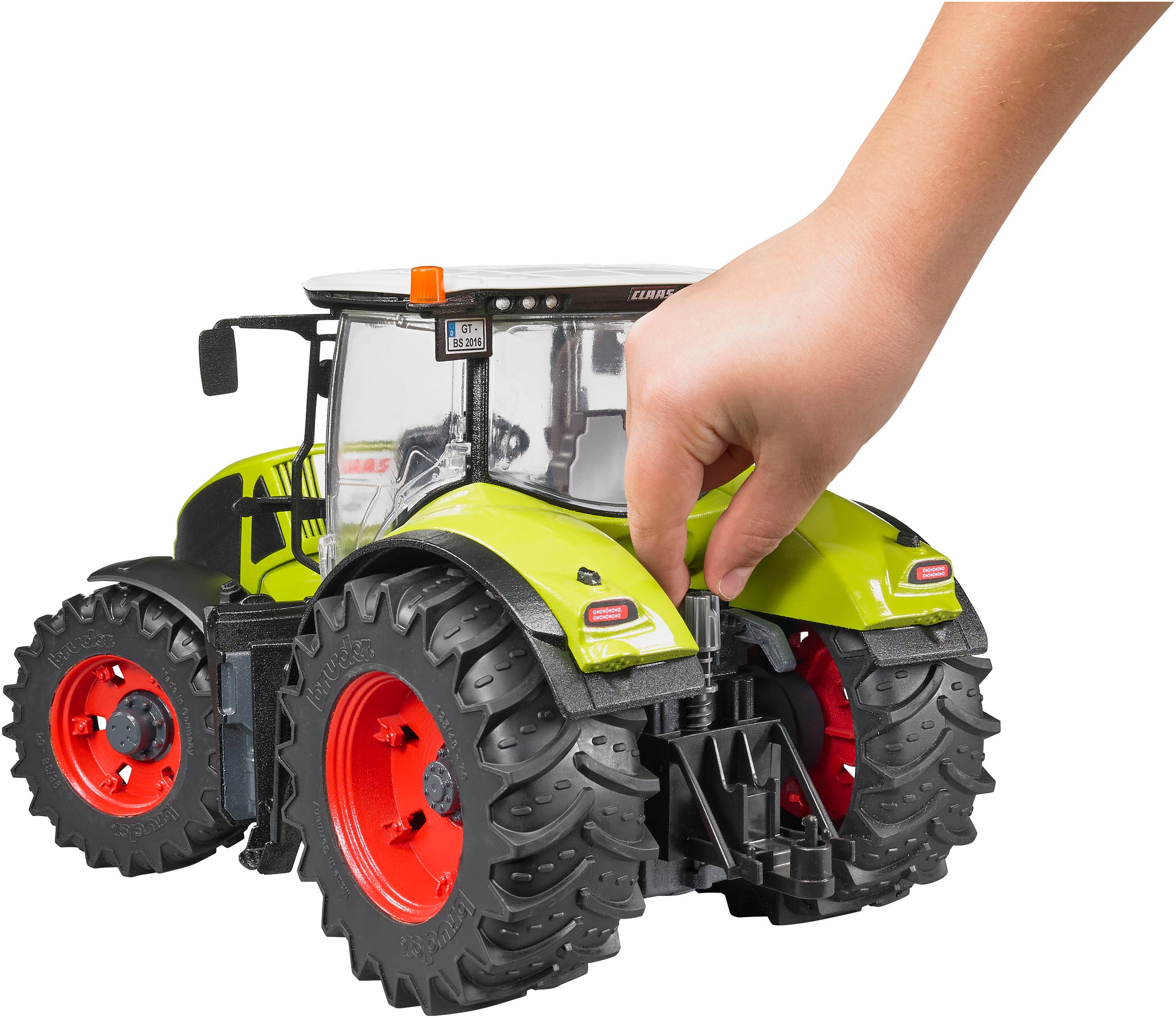 Bruder® Spielzeug-Traktor »Claas Axion 950 32 cm (03012)« Made in Europe