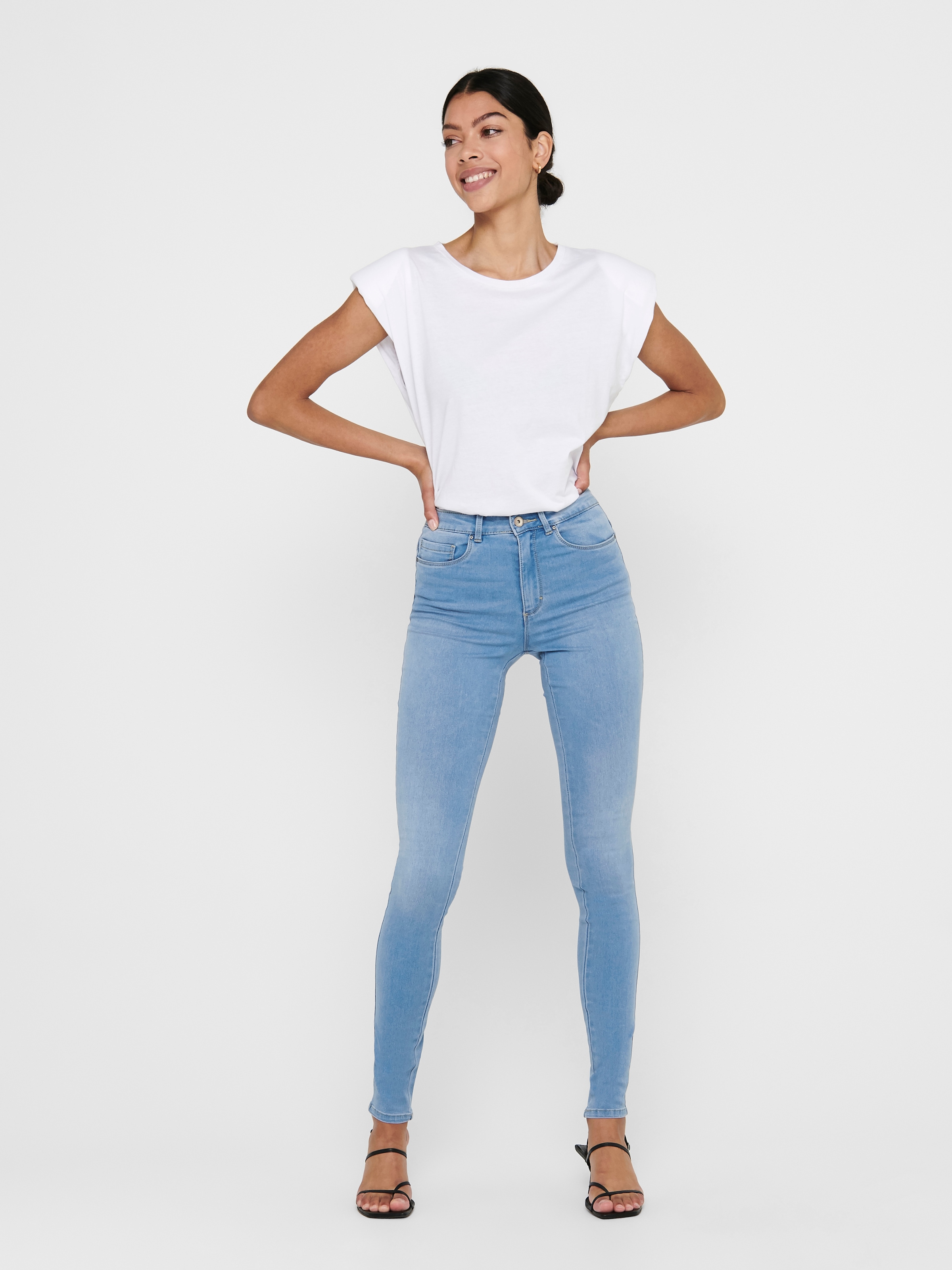ONLY High-waist-Jeans »ONLROYAL – Skinny-Jeans mit hoher Taille und Abriebeffekt«, skinny fit, casual, Denim, Baumwollmischung, Eingrifftaschen
