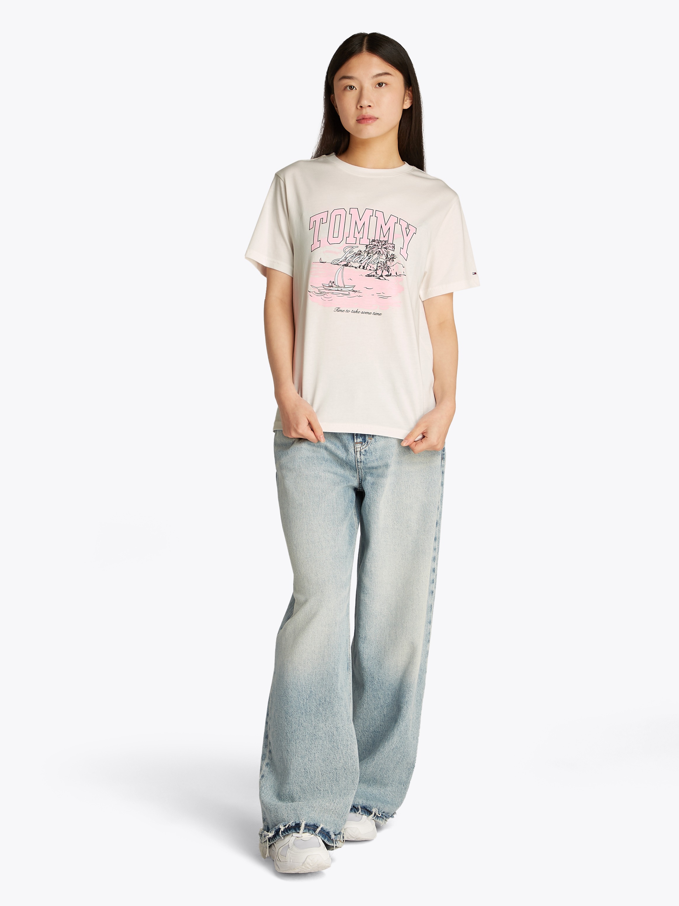 Tommy Jeans T-Shirt »TJW RLX TONAL TROPICS TEE«, mit grafischem Muster