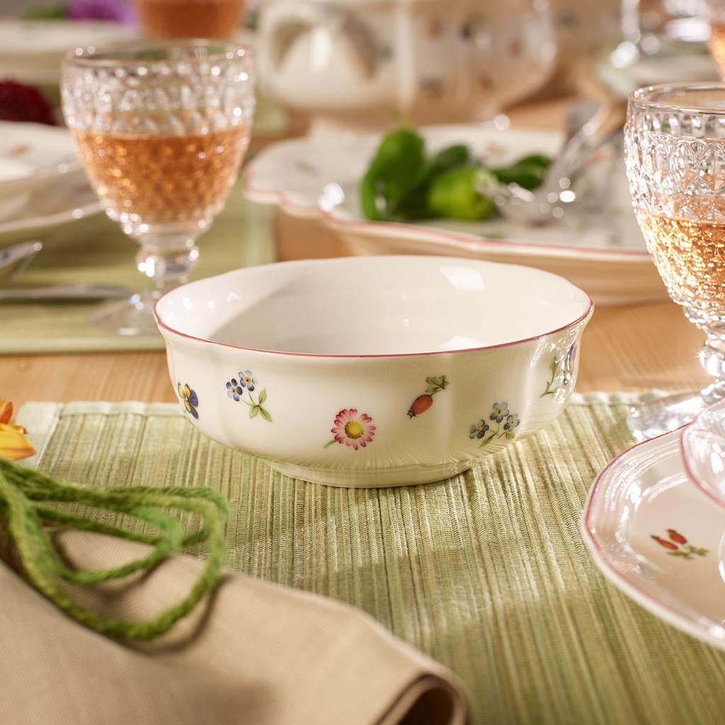 Villeroy & Boch Geschirr-Set »Einsteiger-Set Petite Fleur 8er Set weiß« Spülmaschinengeeignet, Mikrowellengeeignet