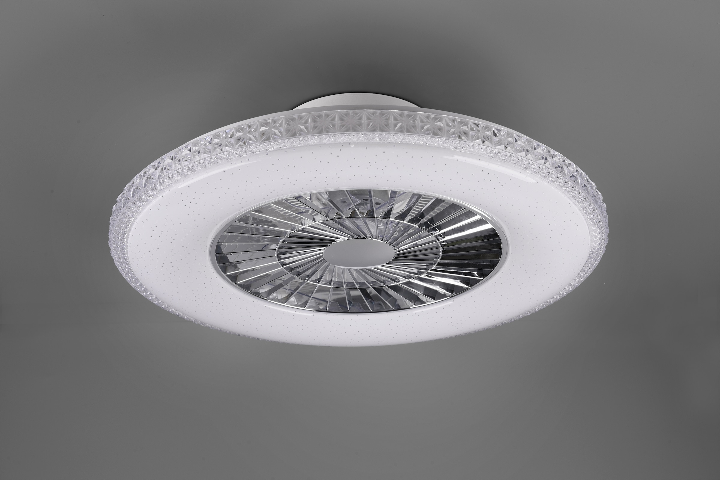 TRIO Leuchten LED Deckenleuchte »Harstad«, mit Ventilator, Fernbedienung, integrierter Dimmer und Nachtlicht. Leuchte und Ventilator getrennt schaltbar