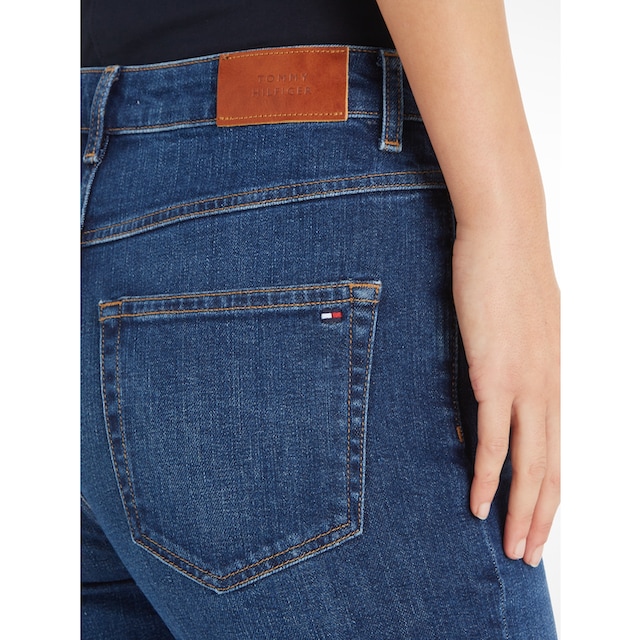 Tommy Hilfiger Straight-Jeans »CLASSIC STRAIGHT HW«, mit Tommy Hilfiger  Leder-Badge online bei OTTO