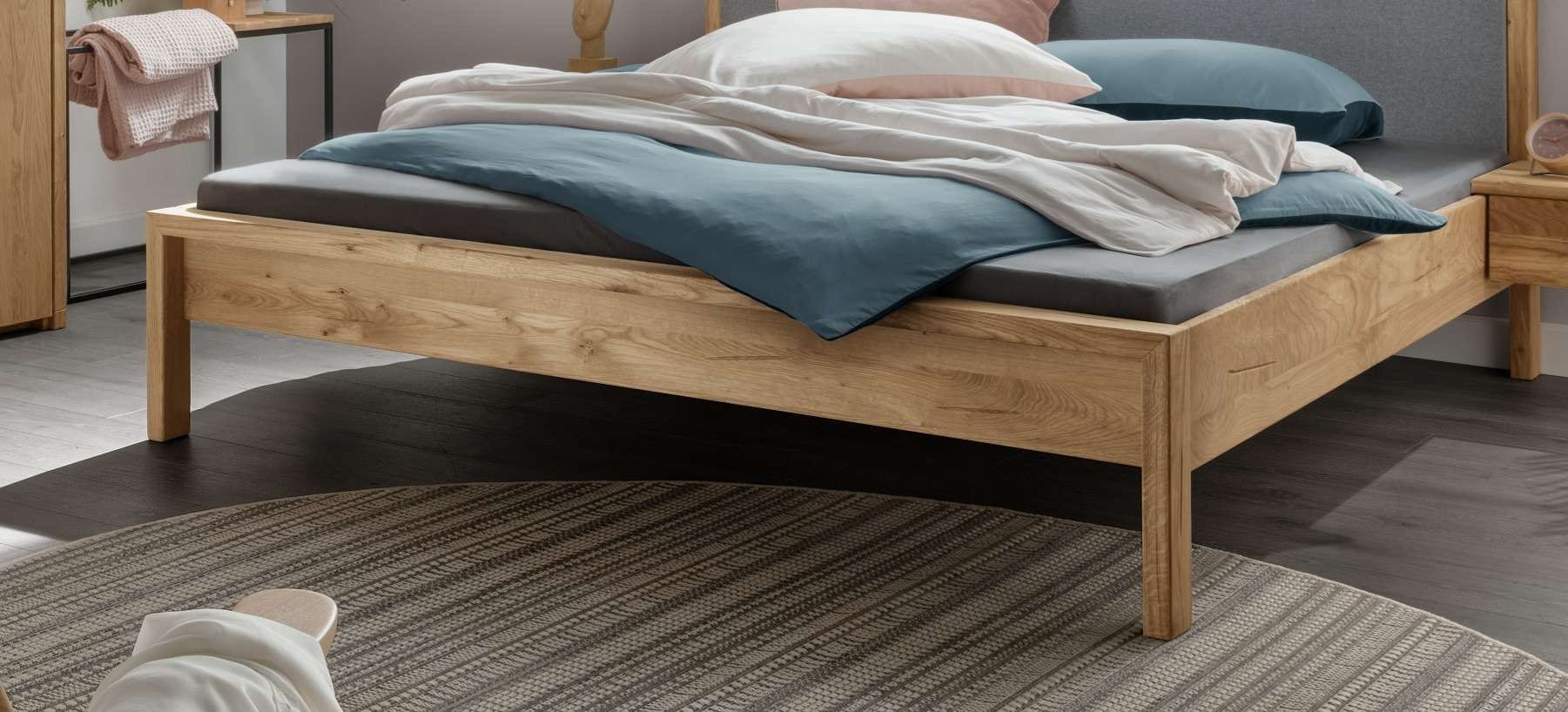 Home affaire Schlafzimmer-Set »Huven Schlafzimmer« 3 Stk. tlg. Massivholzbett aus Eiche mit 2 Nachttische, FSC®-zertifiziert, stabil