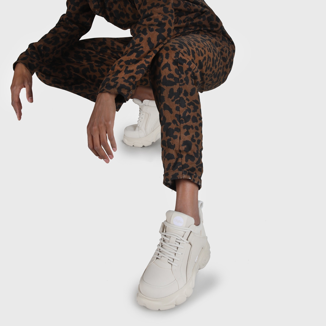 Buffalo Plateausneaker »CORIN«  , Schnürschuh, Freizeitschuh, Ugly Sneaker mit typischer Plateausohle