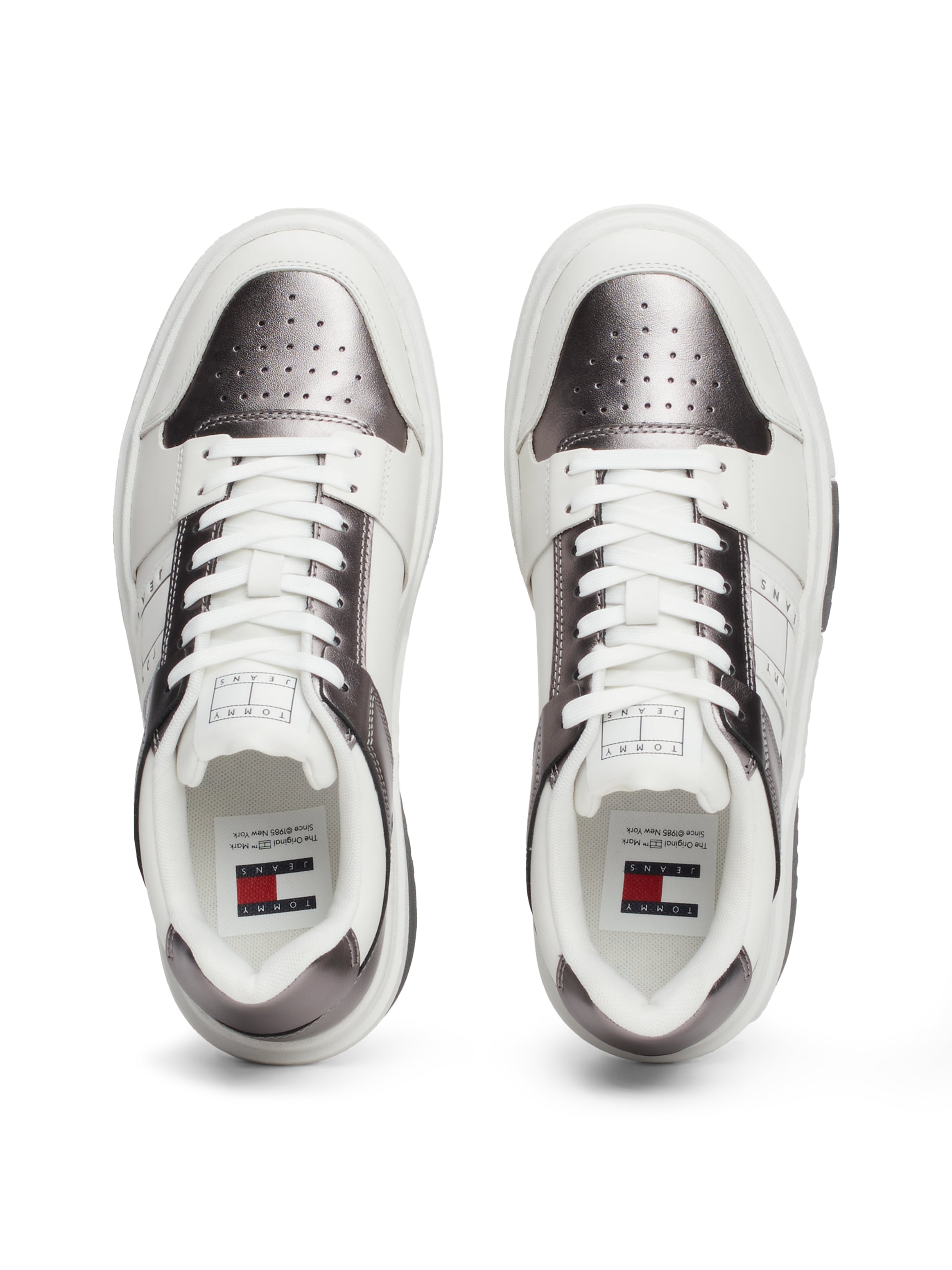 Tommy Jeans Plateausneaker »THE BROOKLYN METALLIC«, Freizeitschuh, Halbschuh, Schnürschuh mit seitlichem Logo