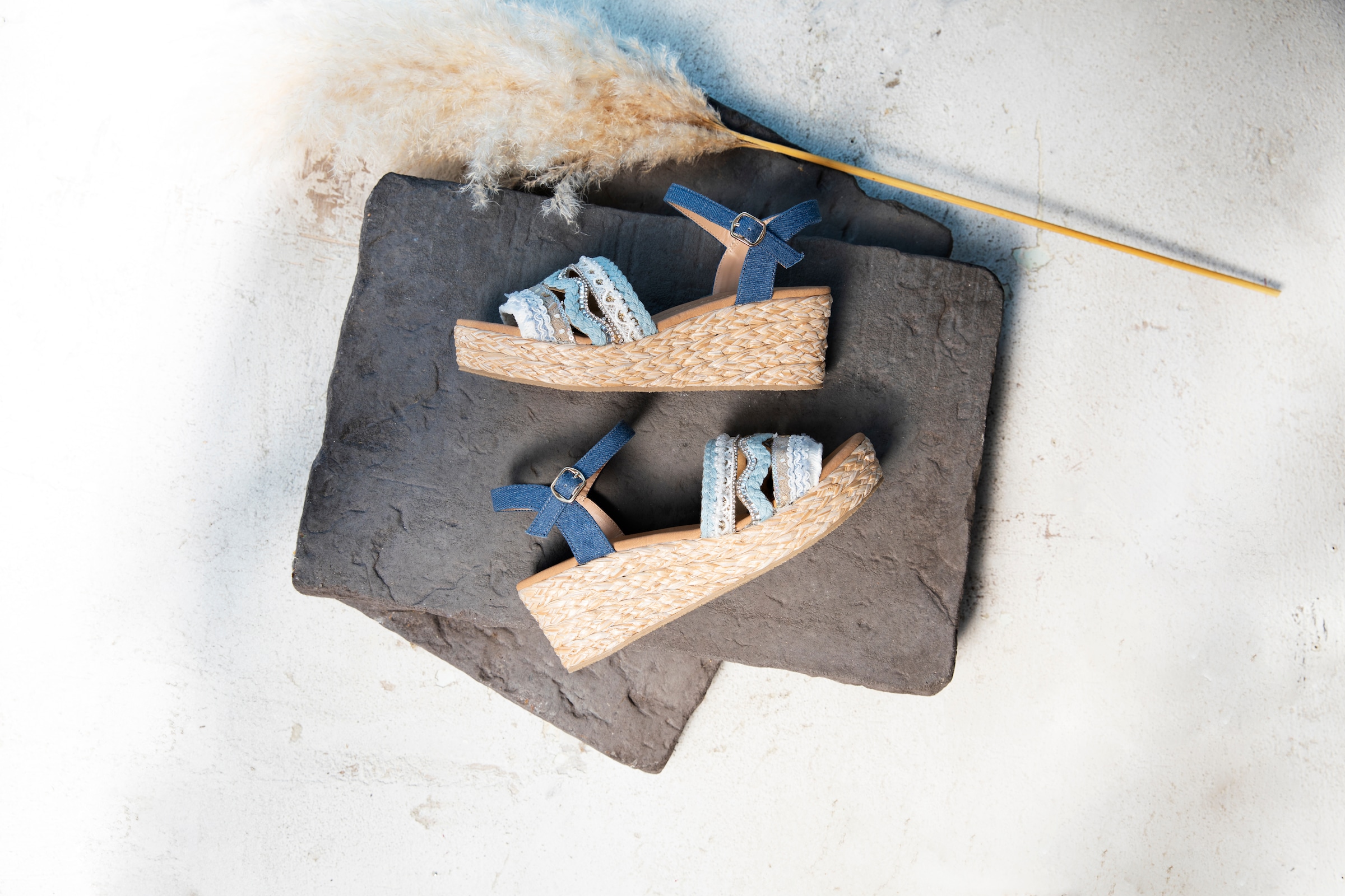 Aniston SHOES Keilsandalette, Sandale, Sommerschuh, Pailletten - NEUE KOLLEKTION