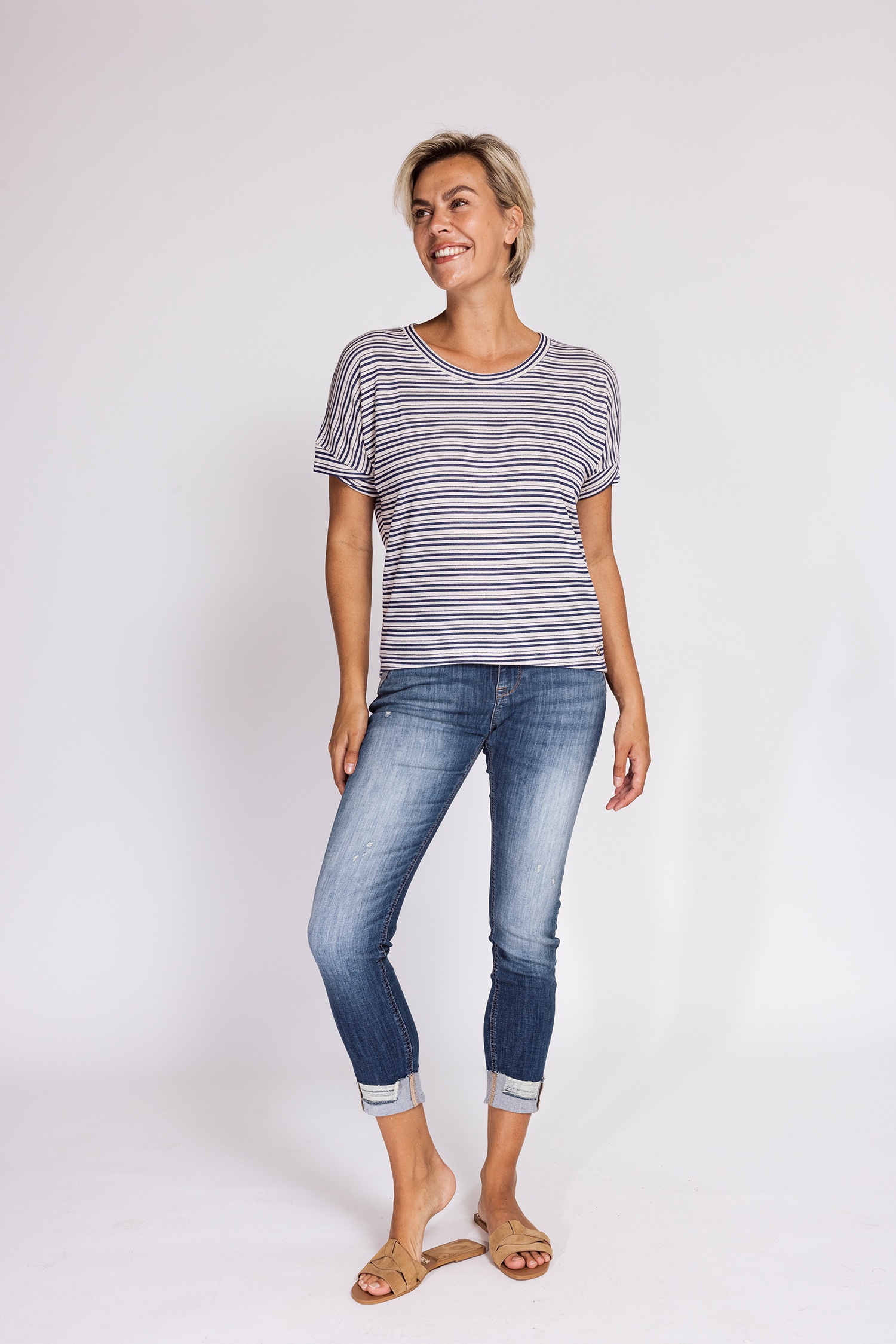 Zhrill Rundhalsshirt »RAHEL T-Shirt« Regular Fit, Kurzarm-Design, vorgewaschene Optik
