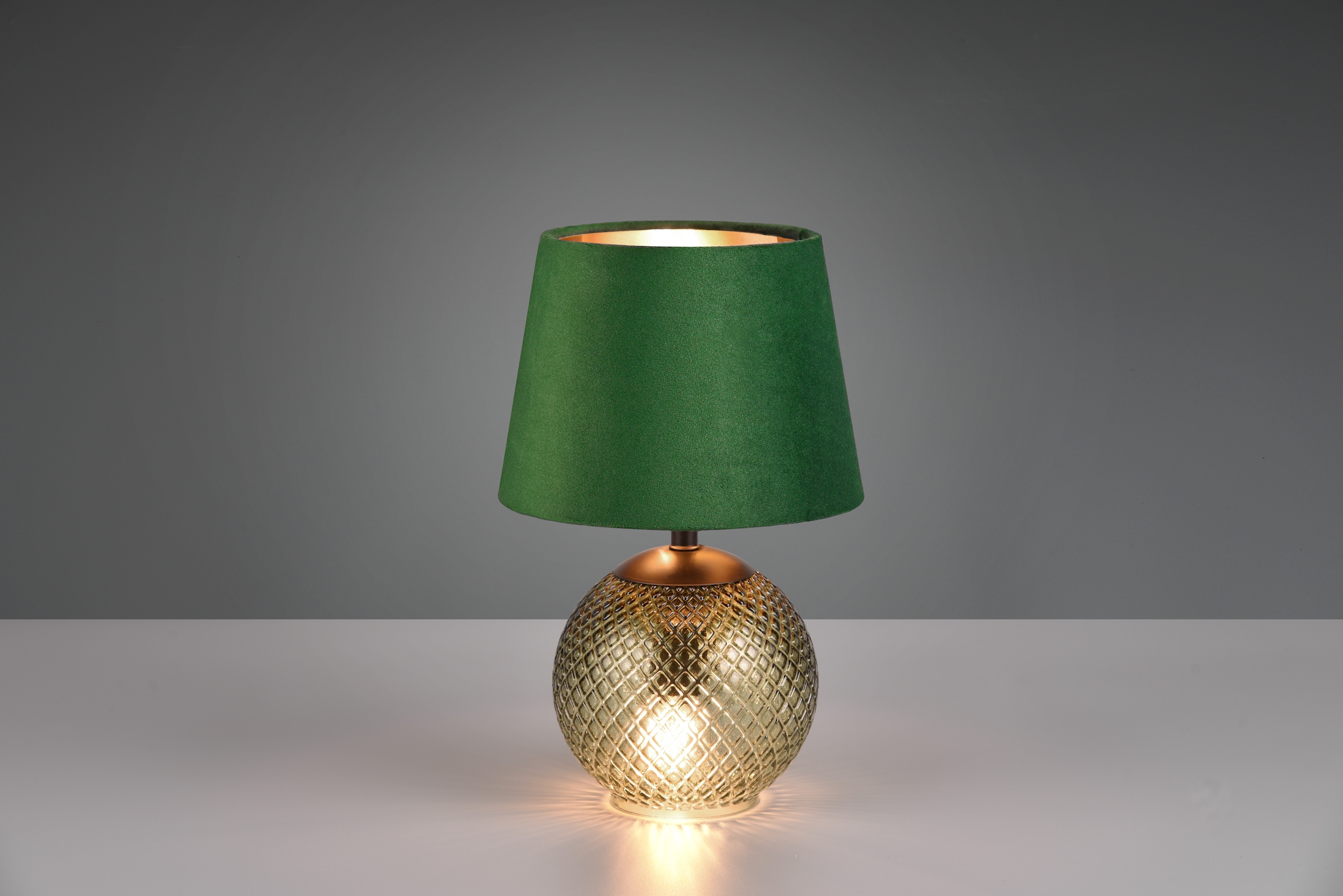 REALITY Leuchten Schreibtischlampe »JONNA, Tischlampe mit beleuchtetem Glasfuß und Samt Schirm exkl 2xE14« E14 1 Stk. warmweiß - kaltweiß Leuchtmittel wechselbar max 10W, Schnurschalter Höhe 29cm Ø 18cm