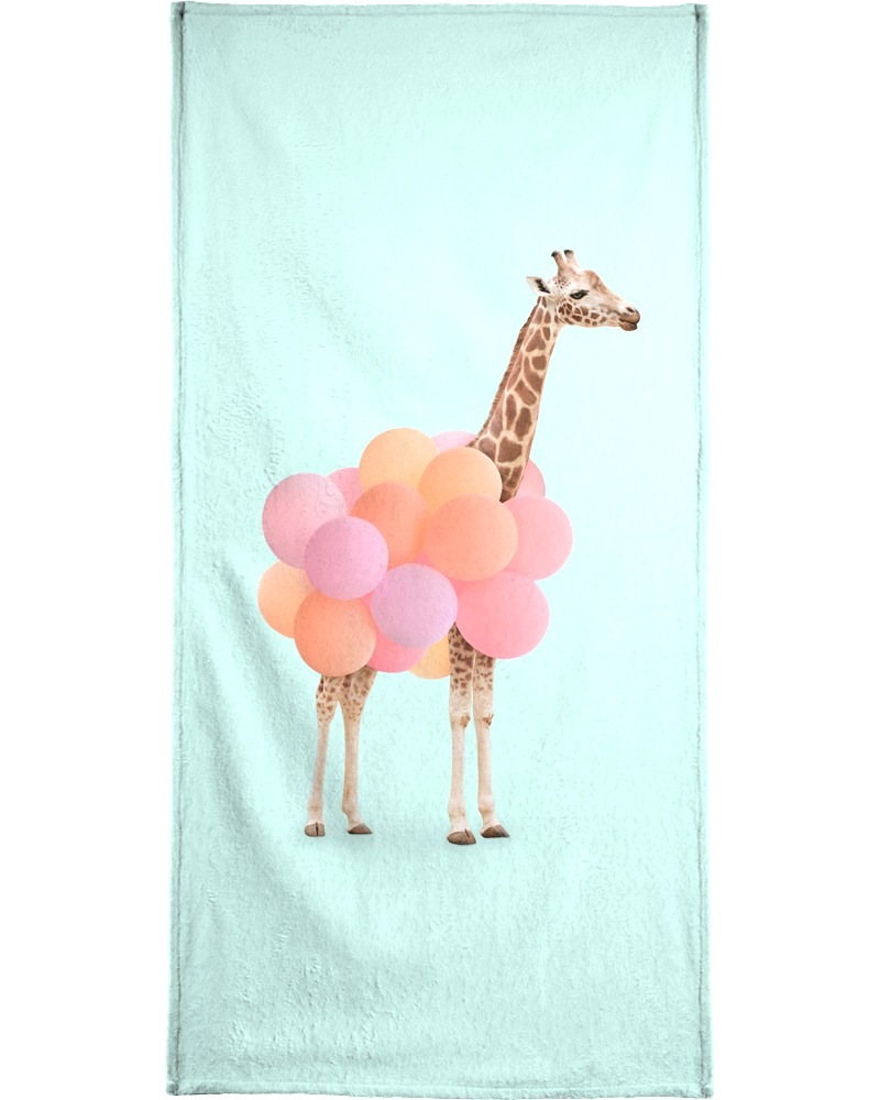 Juniqe Handtuch »Party Giraffe«, (1 St.), Weiche Frottee-Veloursqualität