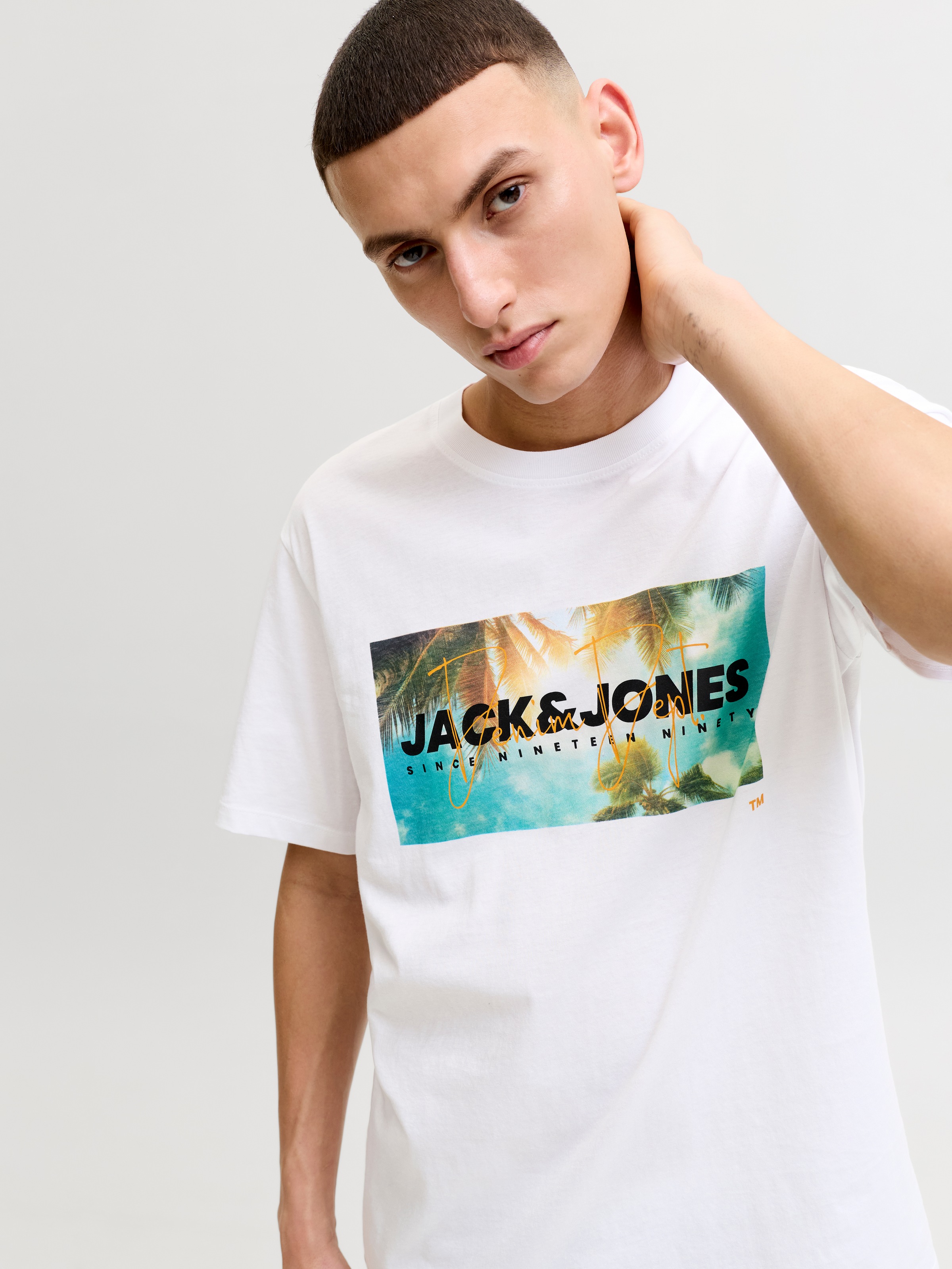 Jack & Jones Rundhalsshirt »JJINDIANA TEE SS CREW NECK«