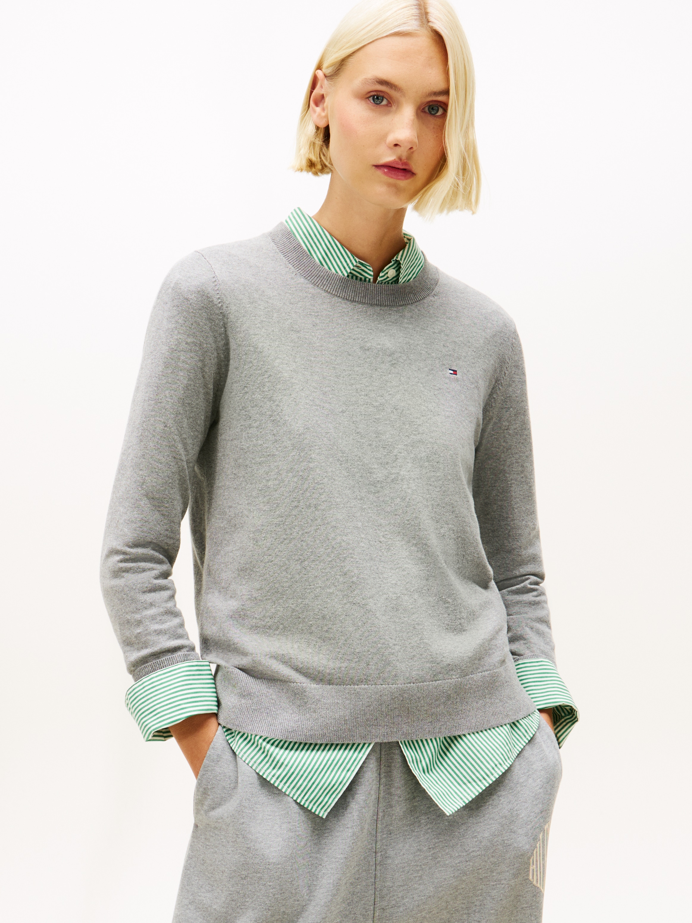 Tommy Hilfiger Rundhalspullover »CO JERSEY STITCH LS C-NK SWT« mit Logostickerei