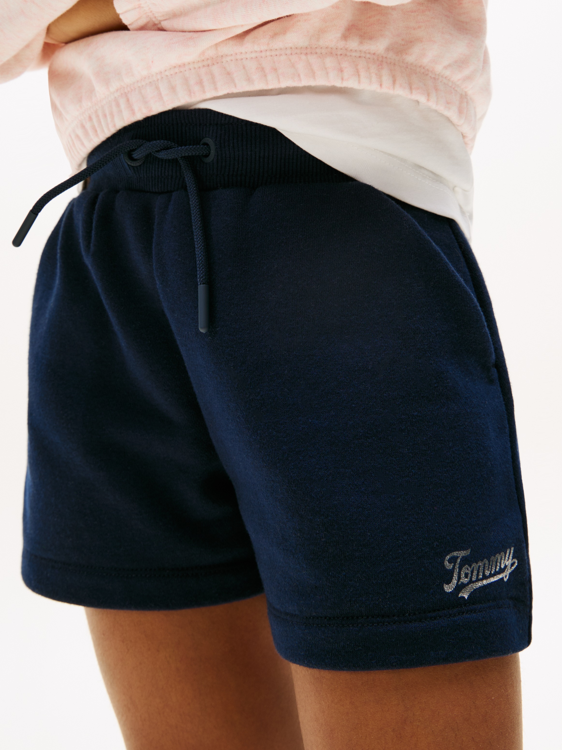 Tommy Hilfiger Sweatshorts »TOMMY SCRIPT SWEATSHORT«, für Kinder bis 16 Jahre, glänzender Logo-Schriftzug