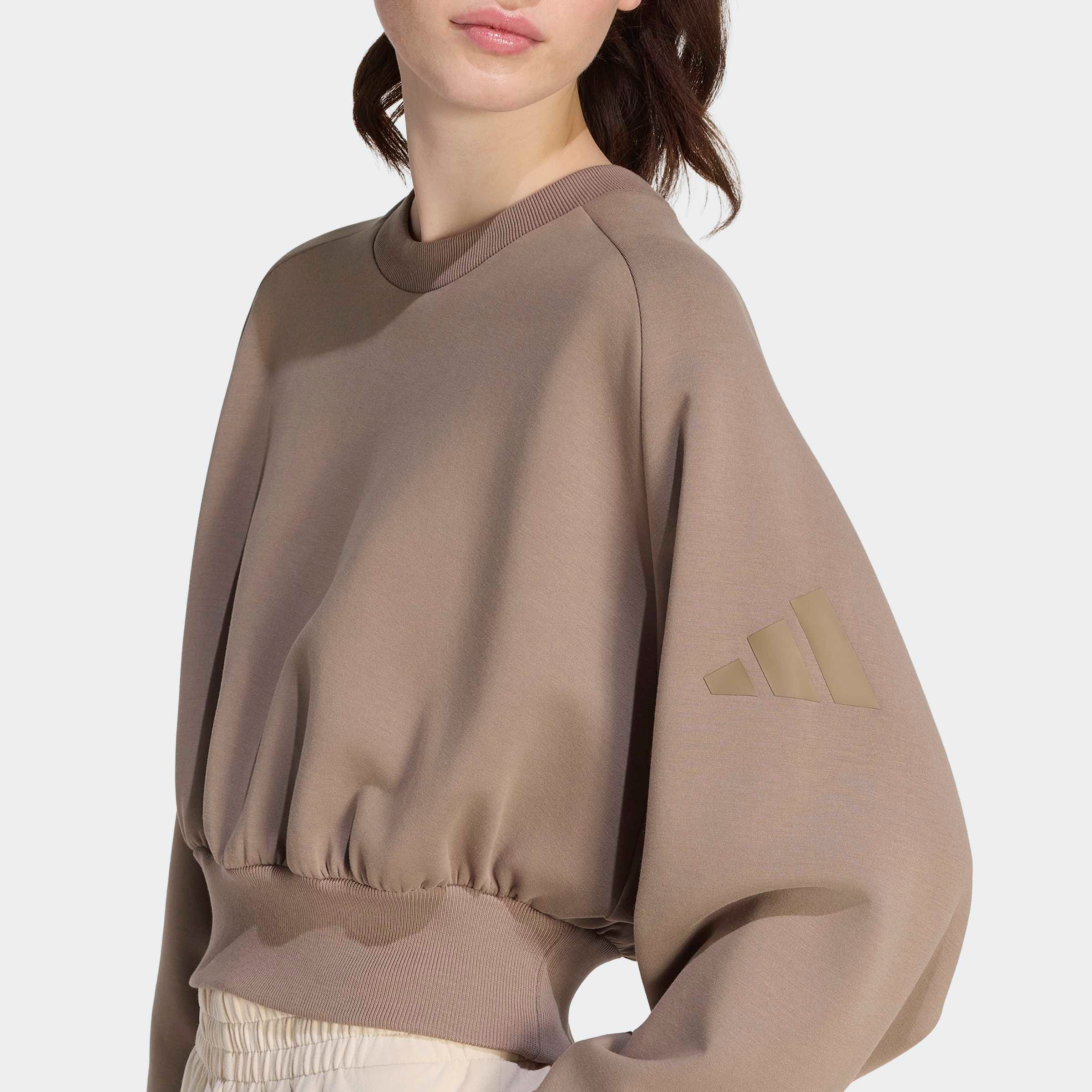 adidas Sportswear Sweatshirt »SOFT LUX, LOCKER GESCHNITTEN«
