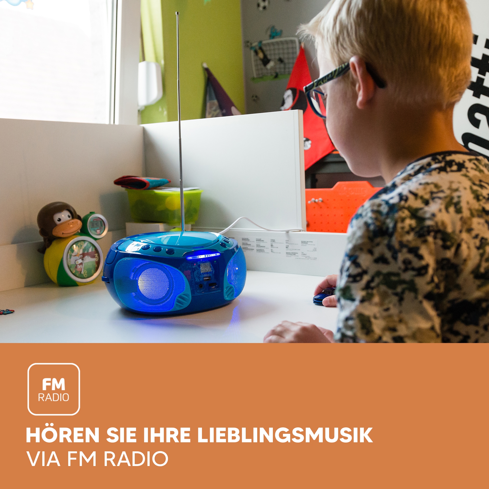 Lenco Boombox »SCD-650« ( AM-Tuner | FM-Tuner ) speziell für Kinder, USB-Anschluss, Karaoke-Mikrofon und Lichteffekte