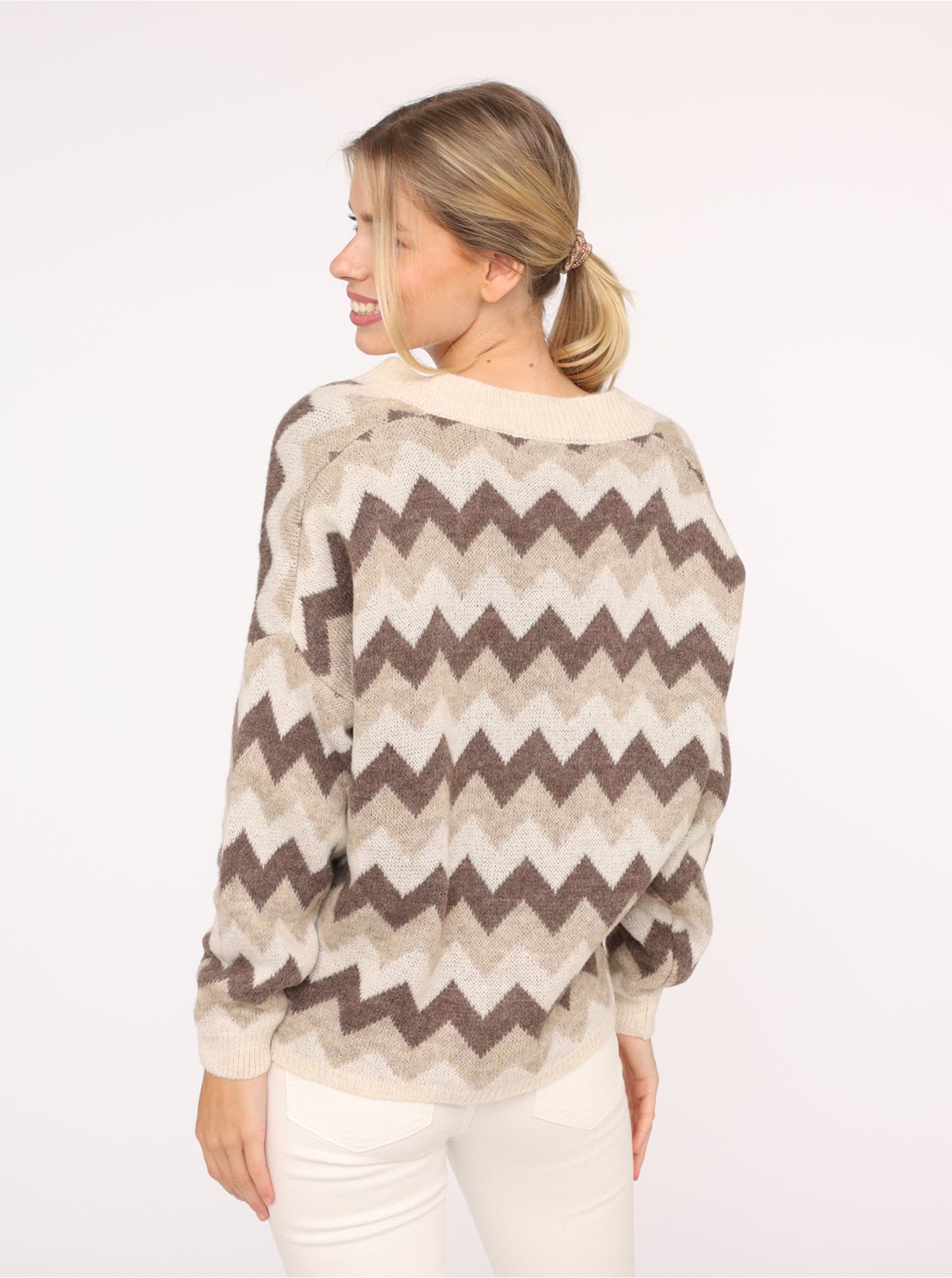 Zwillingsherz Strickjacke »"Buntes ZickZack"« Langarm, Zick-Zack-Muster, Knopfleiste, tiefer V-Ausschnitt