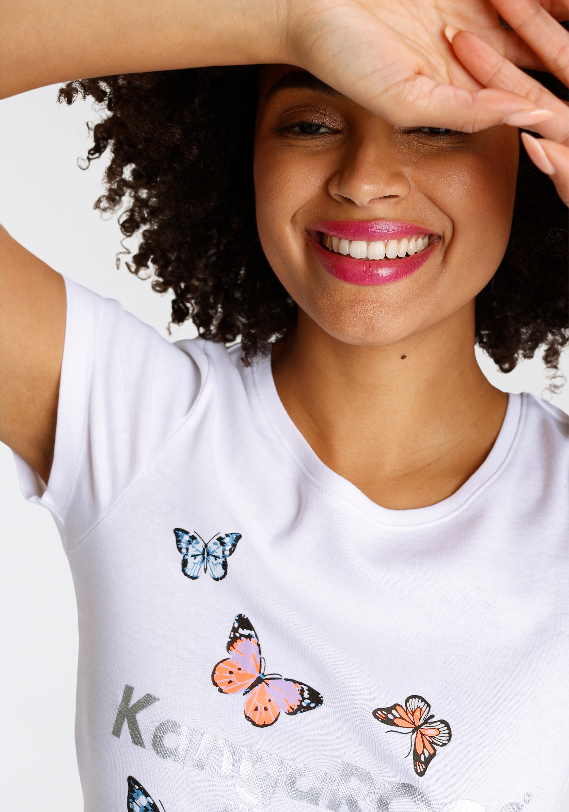KangaROOS T-Shirt, Kurzarm, körpernahe Passform, aus Rippware