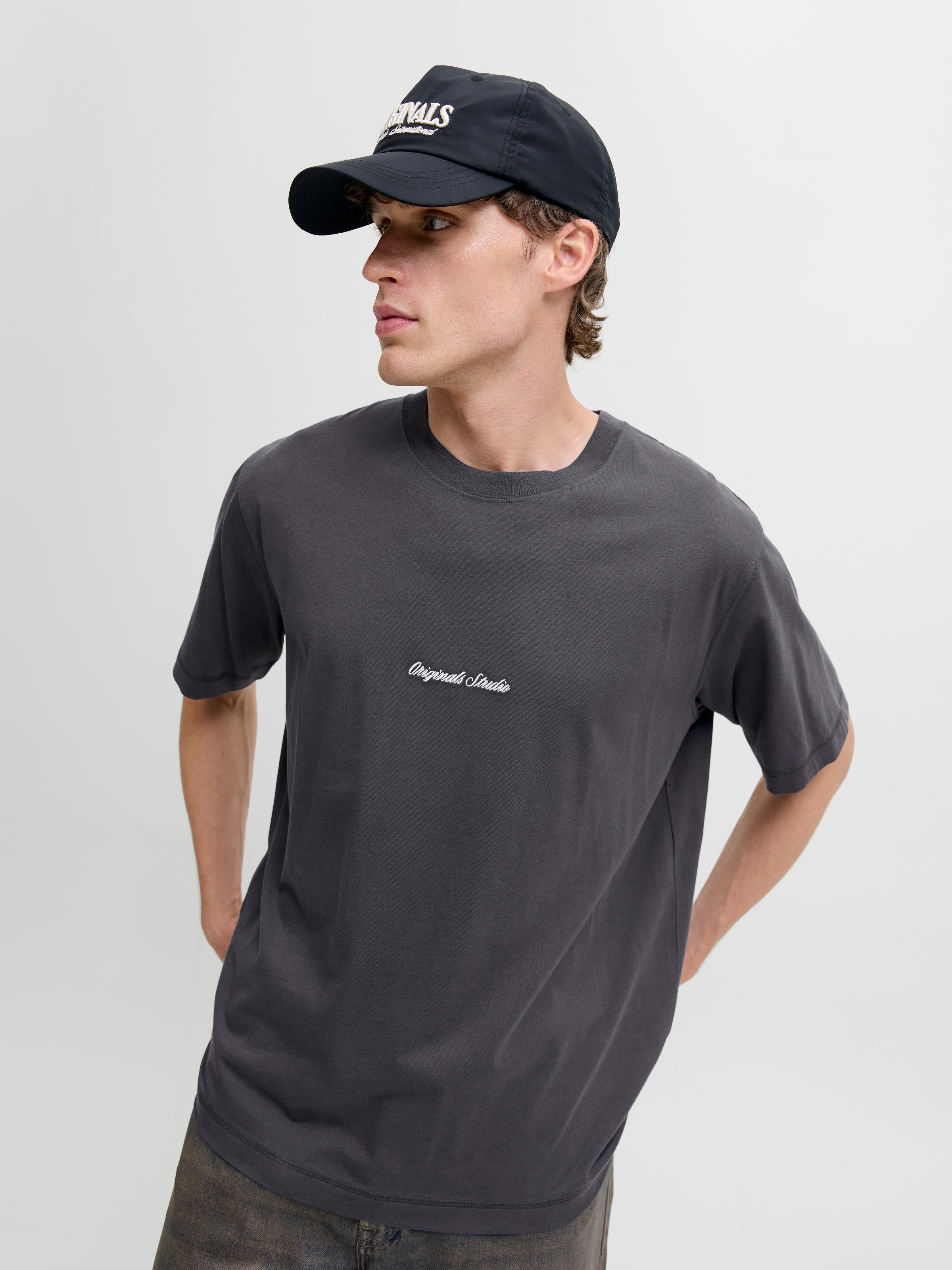 Jack & Jones Kurzarmshirt »JORNORREBRO EMB TEE SS CREW NECK NOOS« mit Logo Print