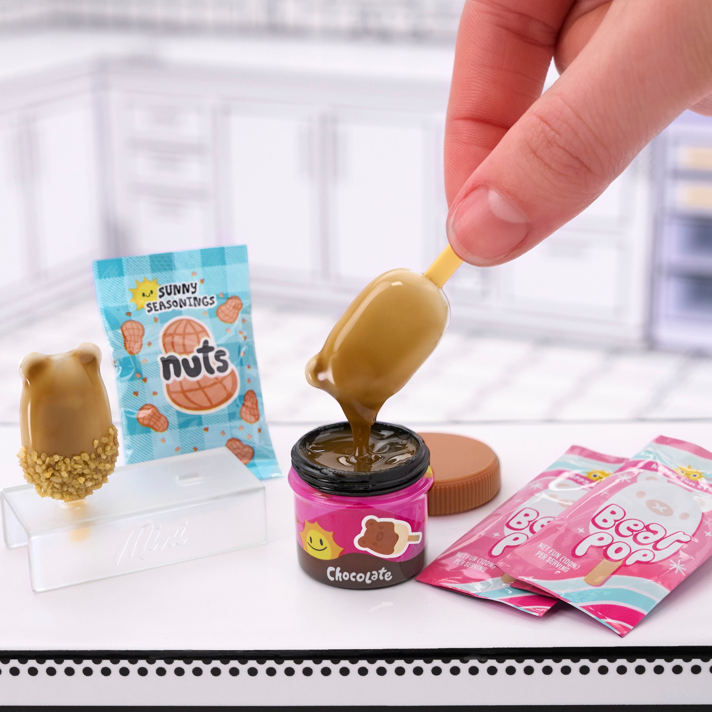 MGA ENTERTAINMENT Kreativset »MGA's Miniverse - Mini Foods Cafe«, sortierte Lieferung