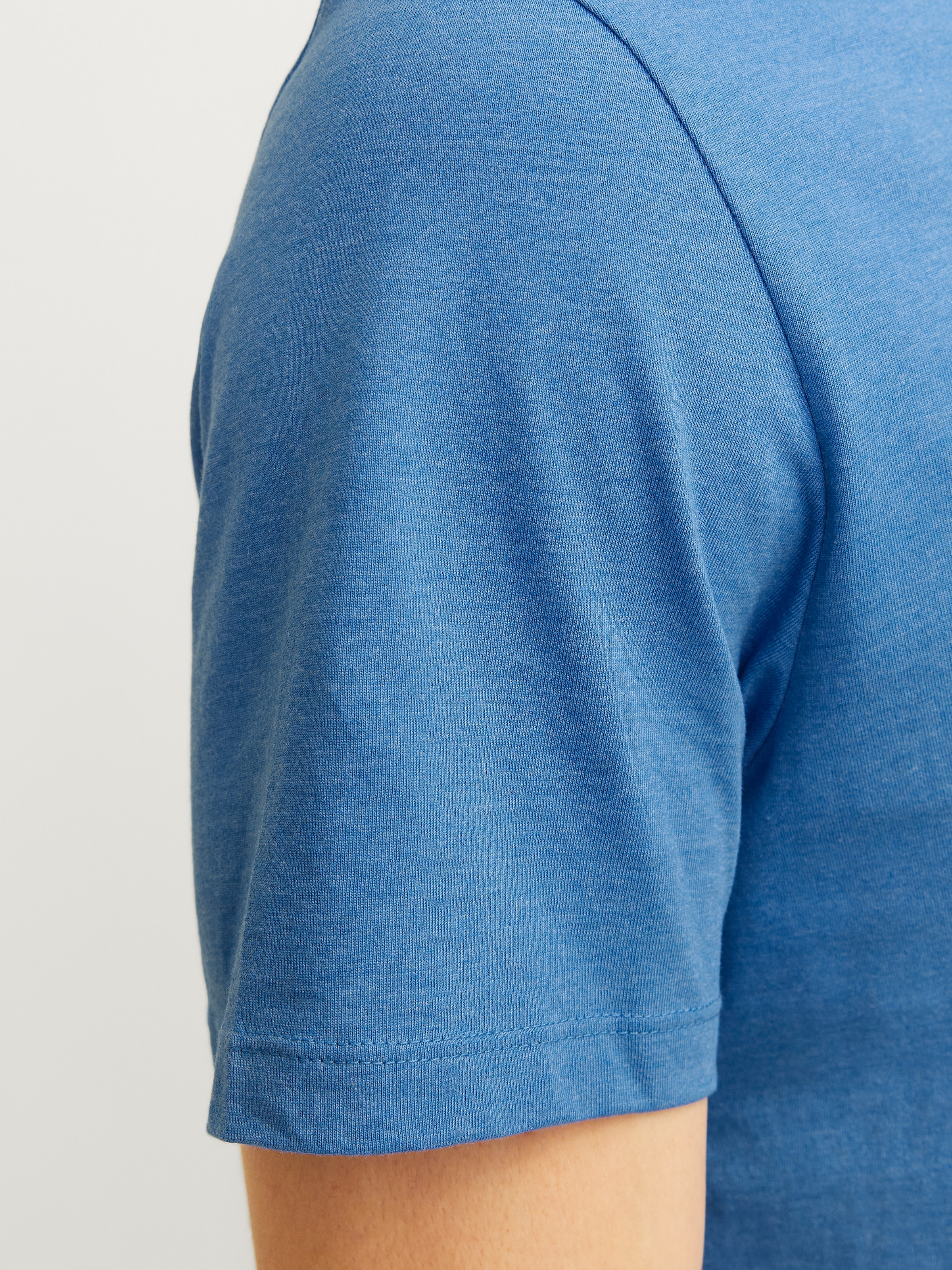 Jack & Jones Rundhalsshirt »JJEORGANIC MELANGE TEE SS O-NECK NOOS«, in Melange Optik